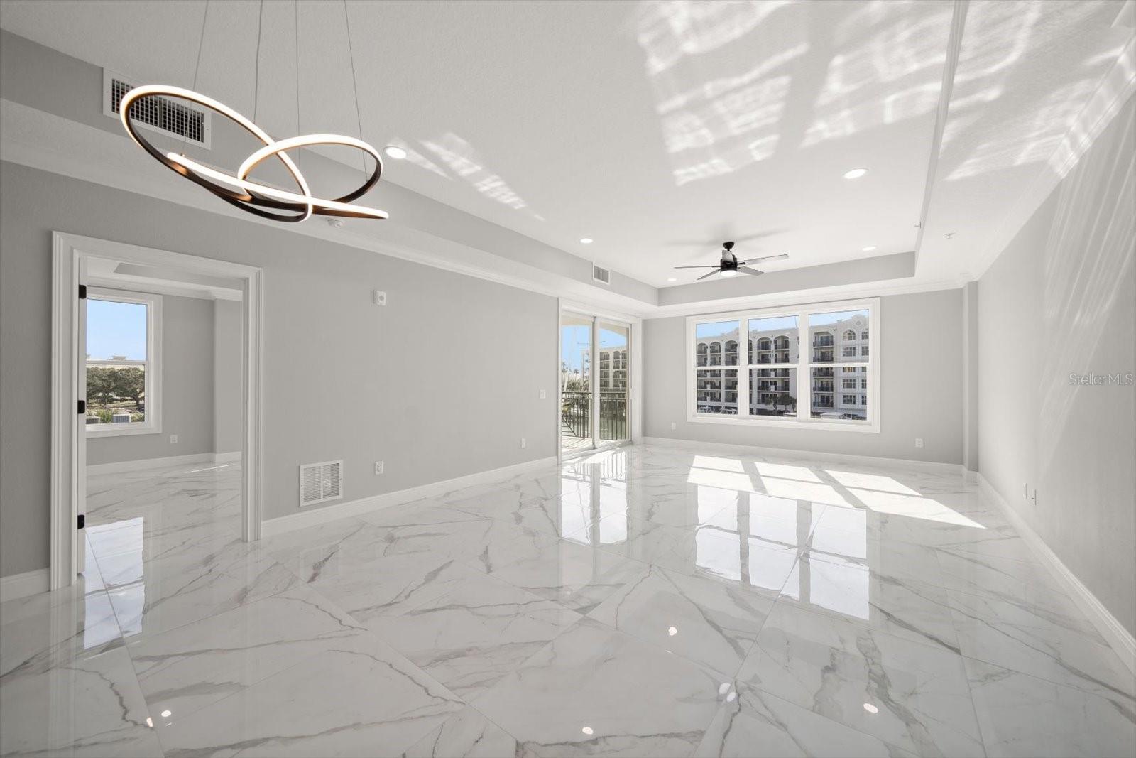 211 Dolphin Unit 301, Clearwater, FL 33767