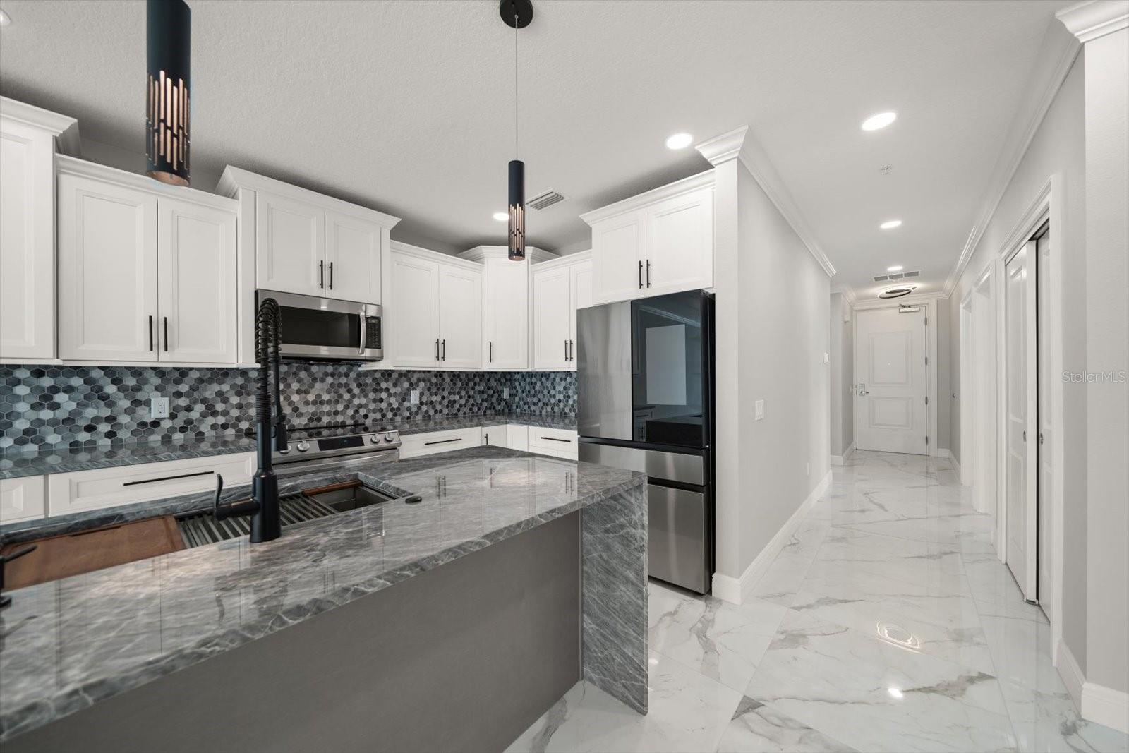 211 Dolphin Unit 301, Clearwater, FL 33767