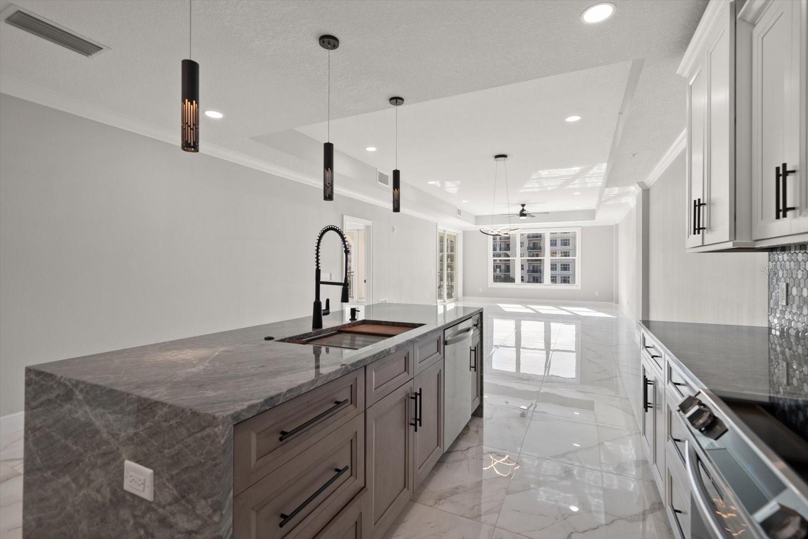 211 Dolphin Unit 301, Clearwater, FL 33767