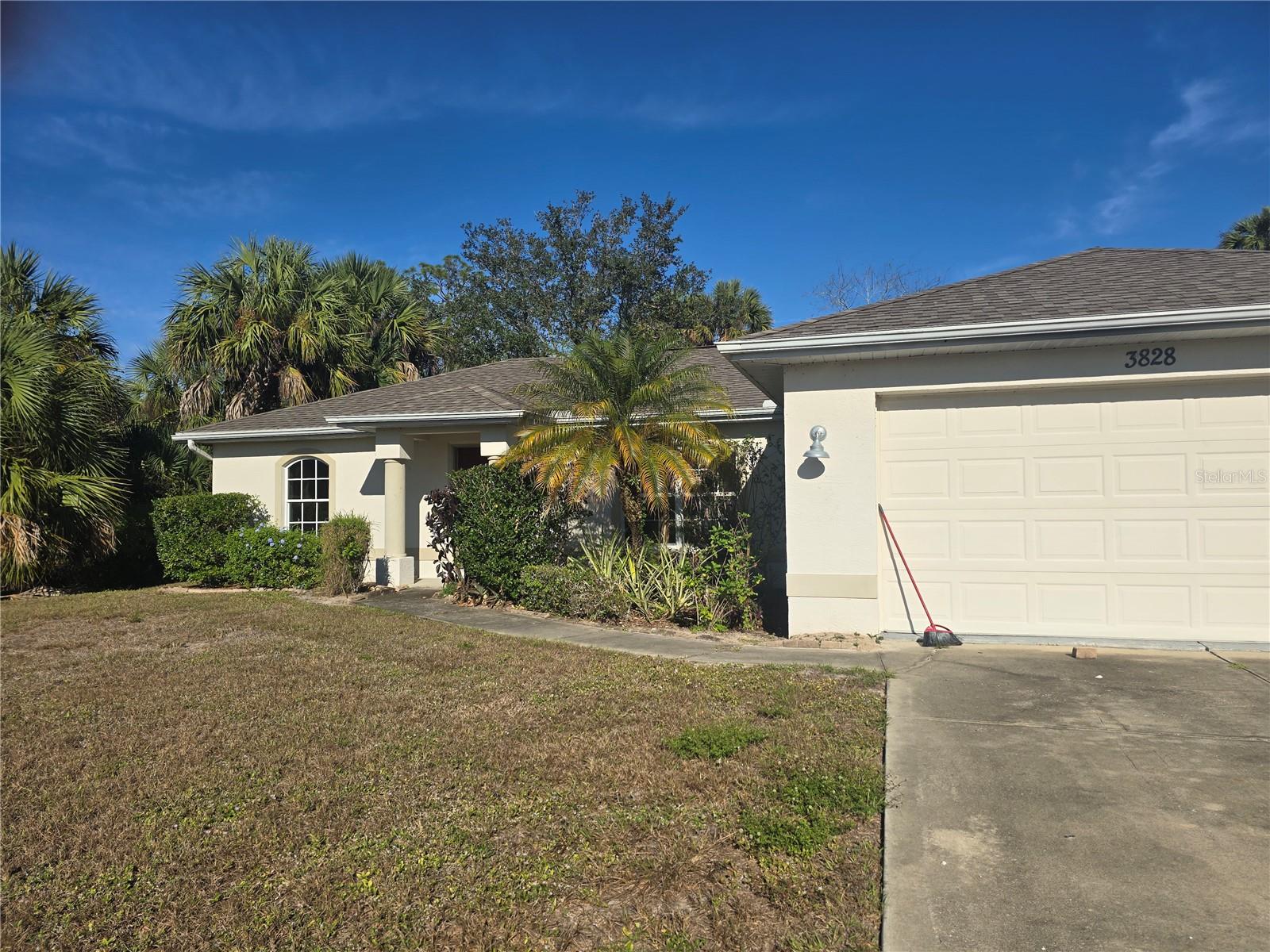 3828 Trenton, North Port, FL 34288