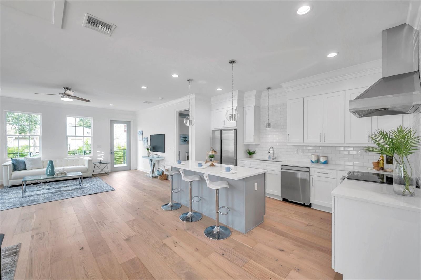 2369 Bahia Vista, Sarasota, FL 34239