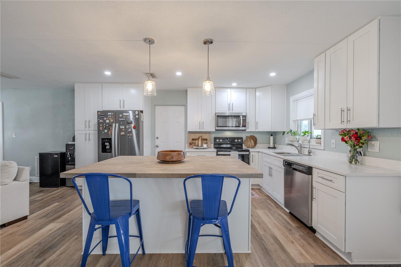 11615 Park, Seminole, FL 33772
