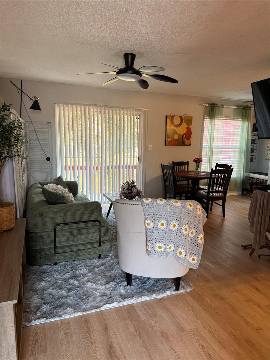 1290 83rd Unit D, St Petersburg, FL 33702