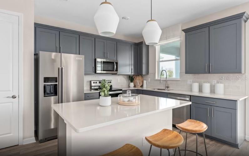 7456 Summer, Sarasota, FL 34231