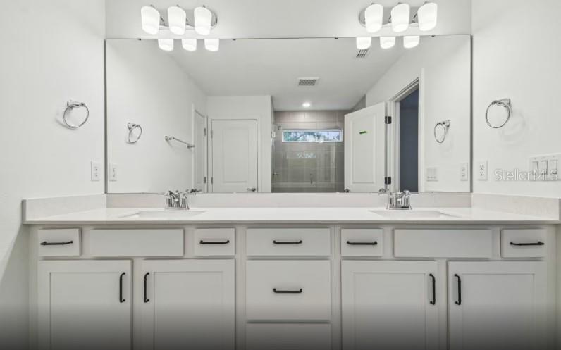 7456 Summer, Sarasota, FL 34231