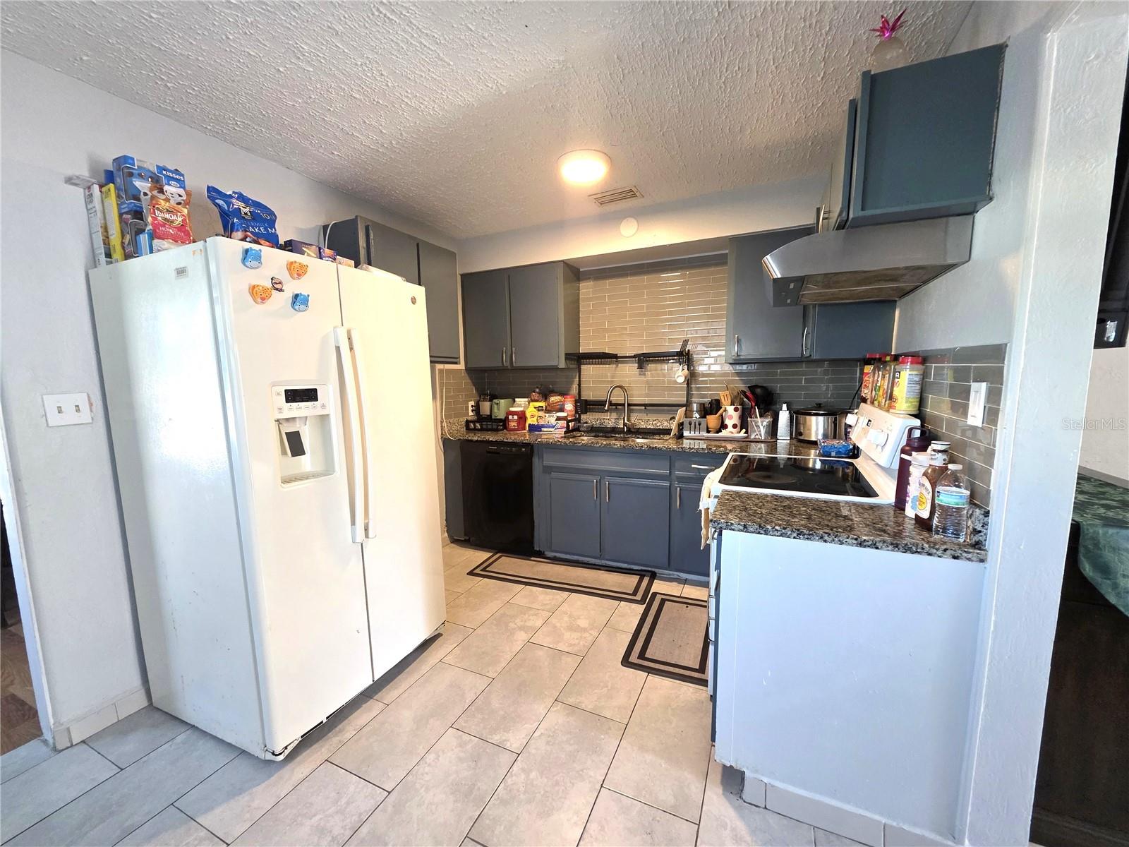 2137 4th, Bradenton, FL 34208