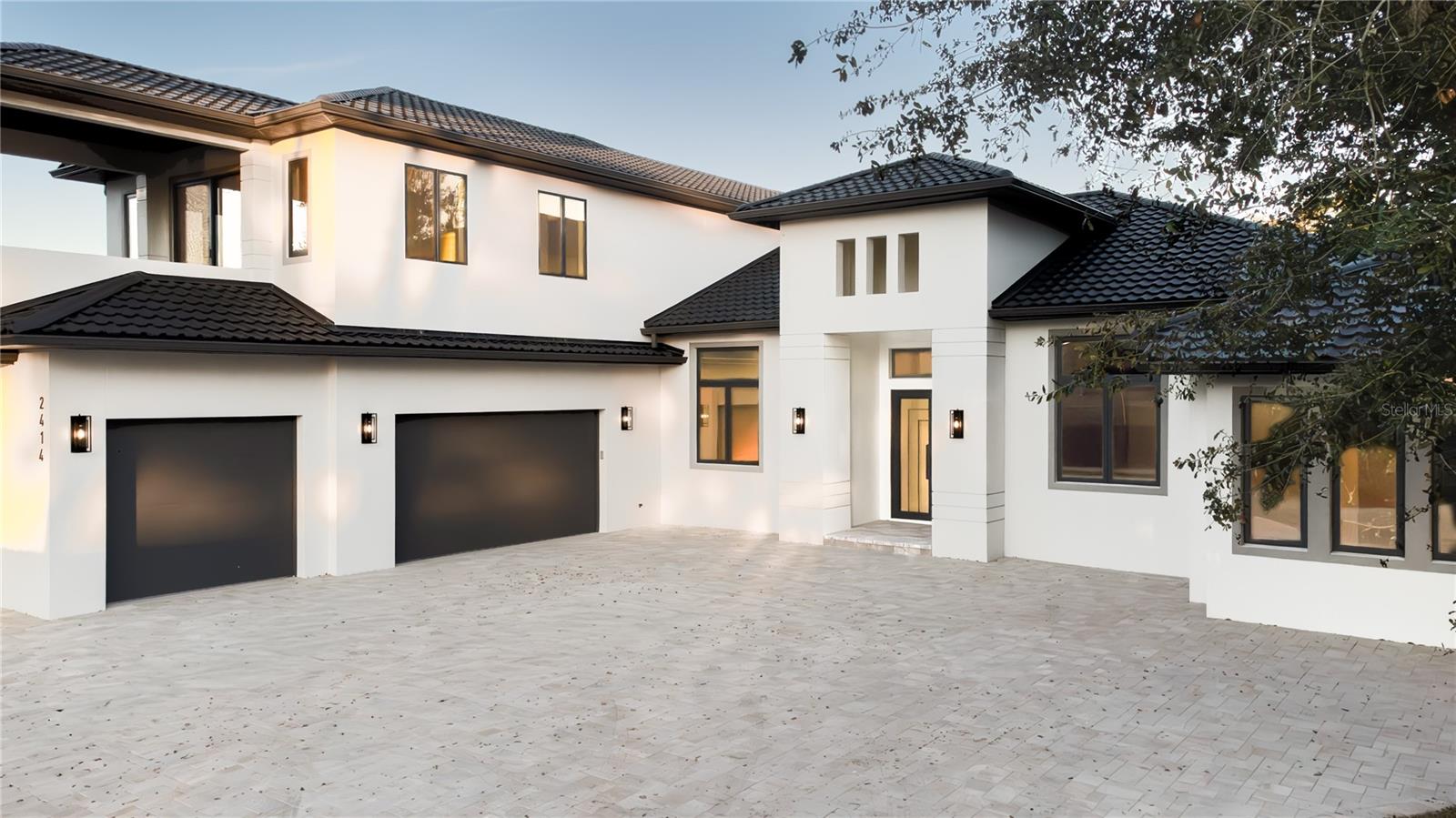 2414 Bayshore, Nokomis, FL 34275