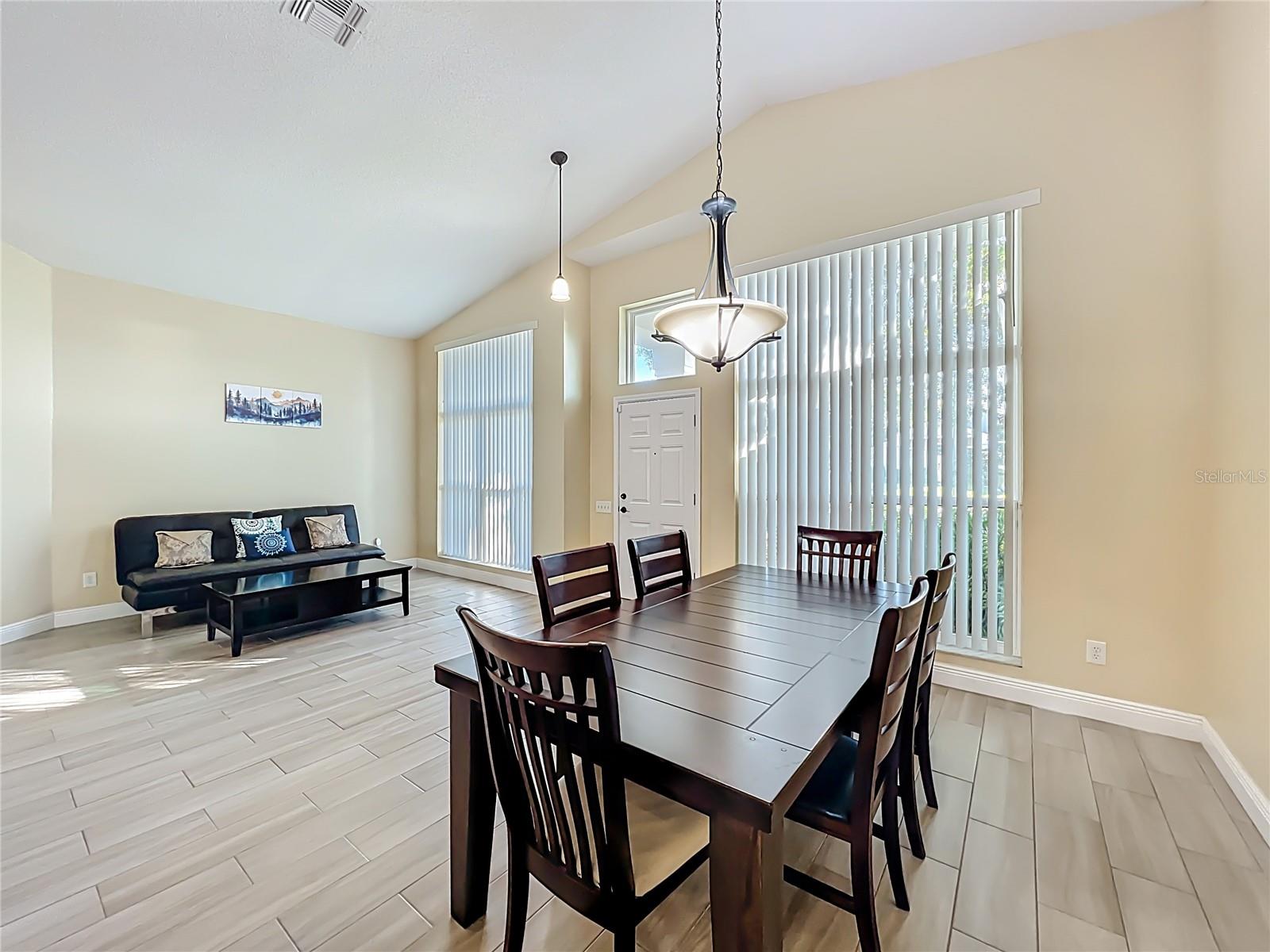 9244 Beaver, Apopka, FL 32703