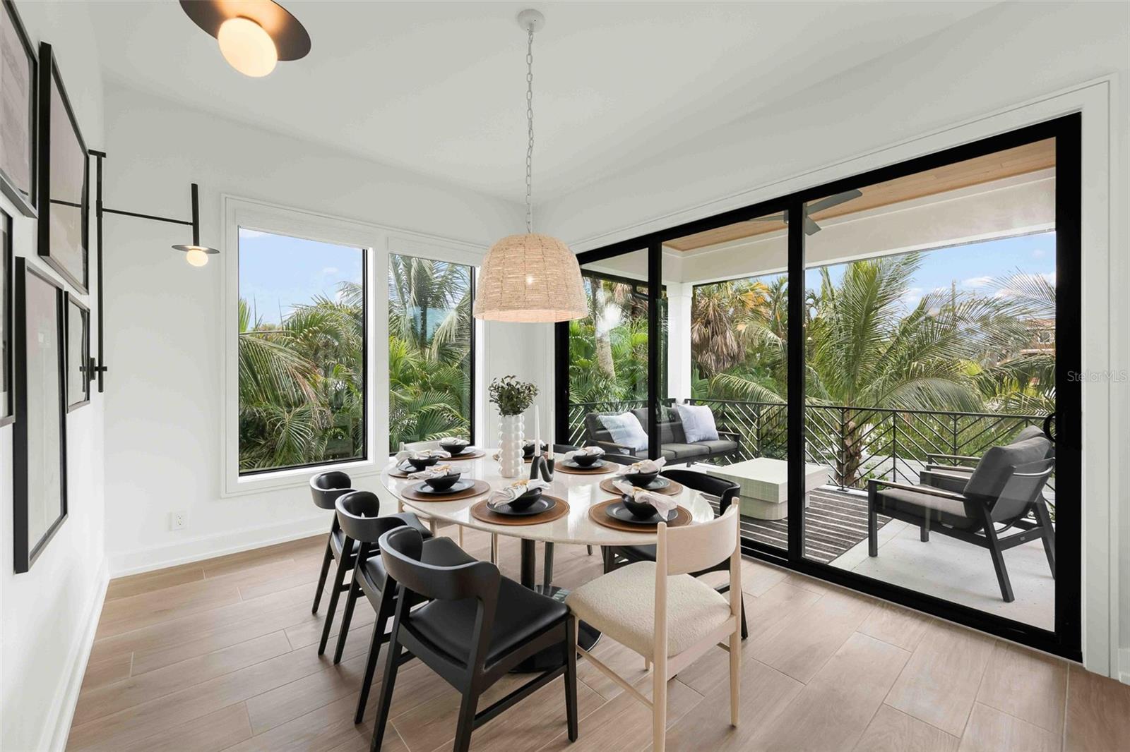 5612 Guava, Holmes Beach, FL 34217