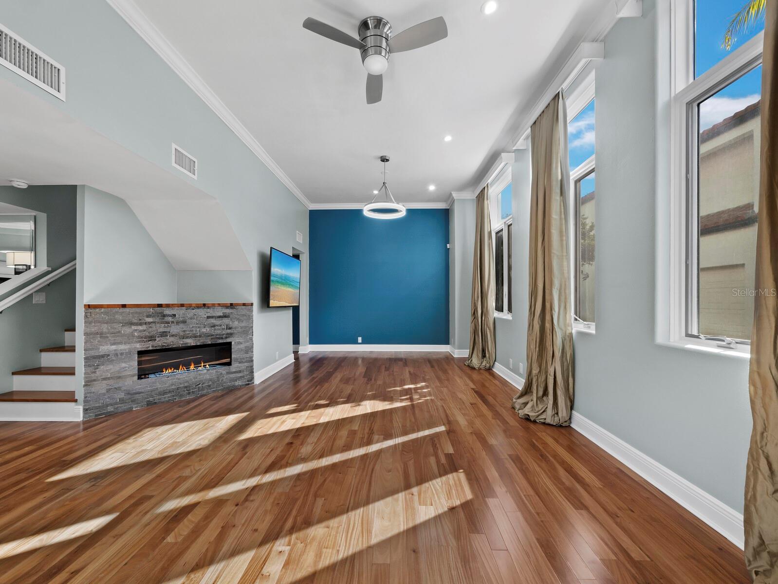200 Cocoanut Unit 7, Sarasota, FL 34236