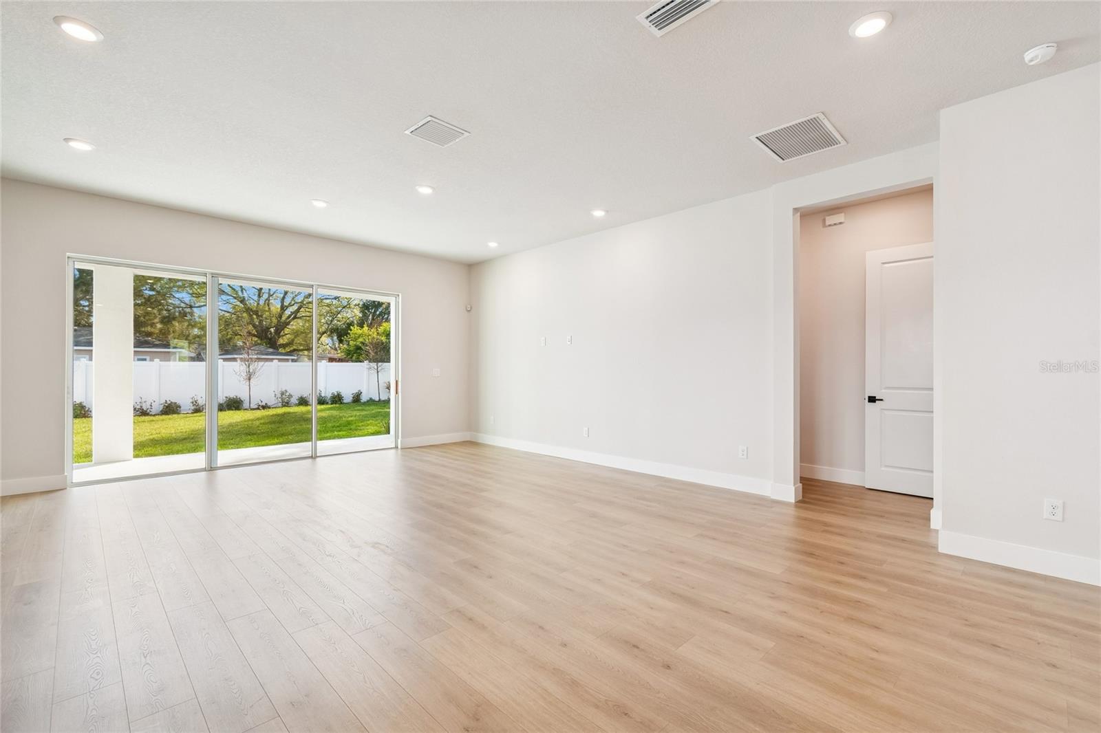 1104 Ohio, Tampa, FL 33603