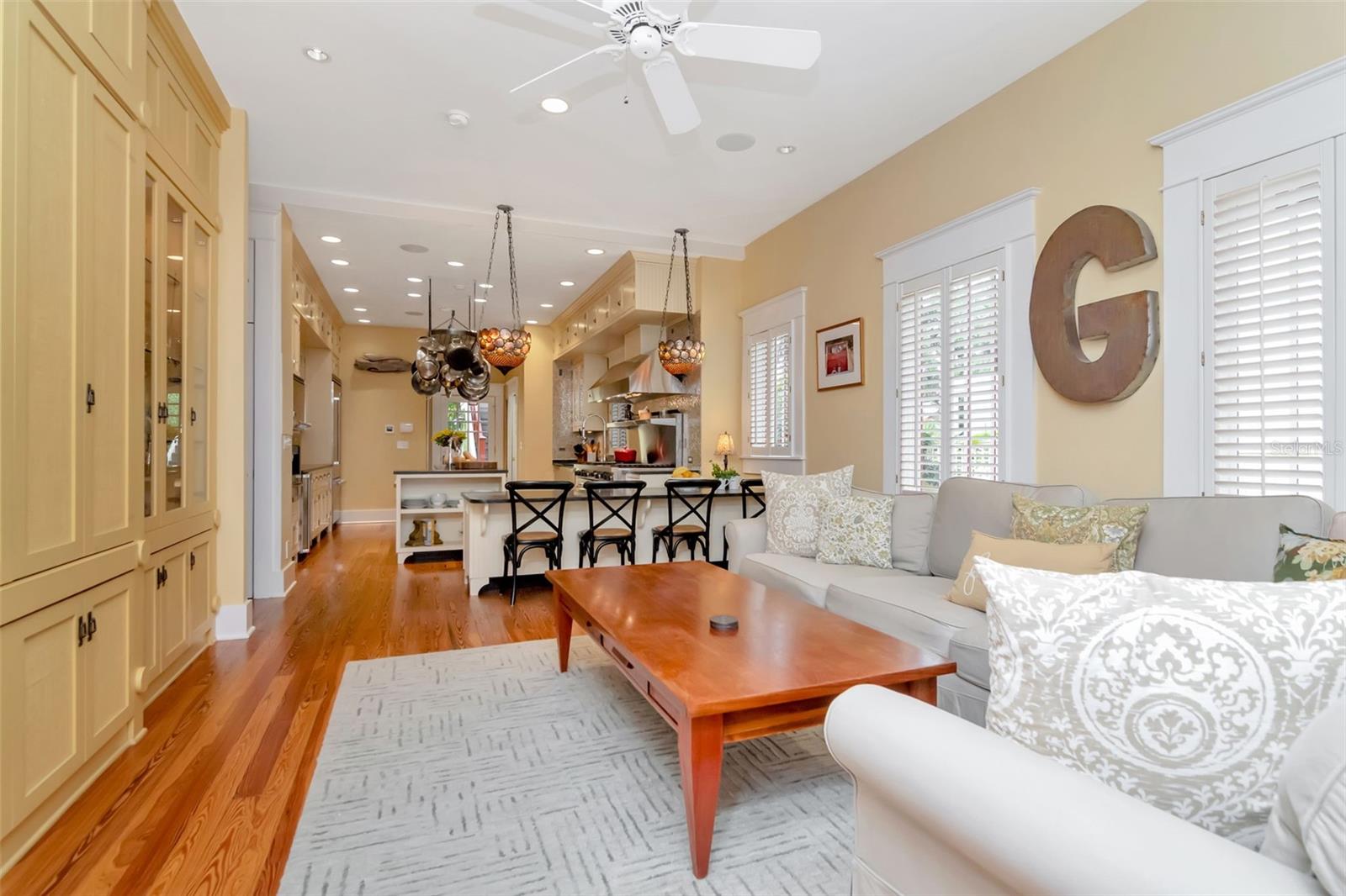 713 Delaware, Tampa, FL 33606