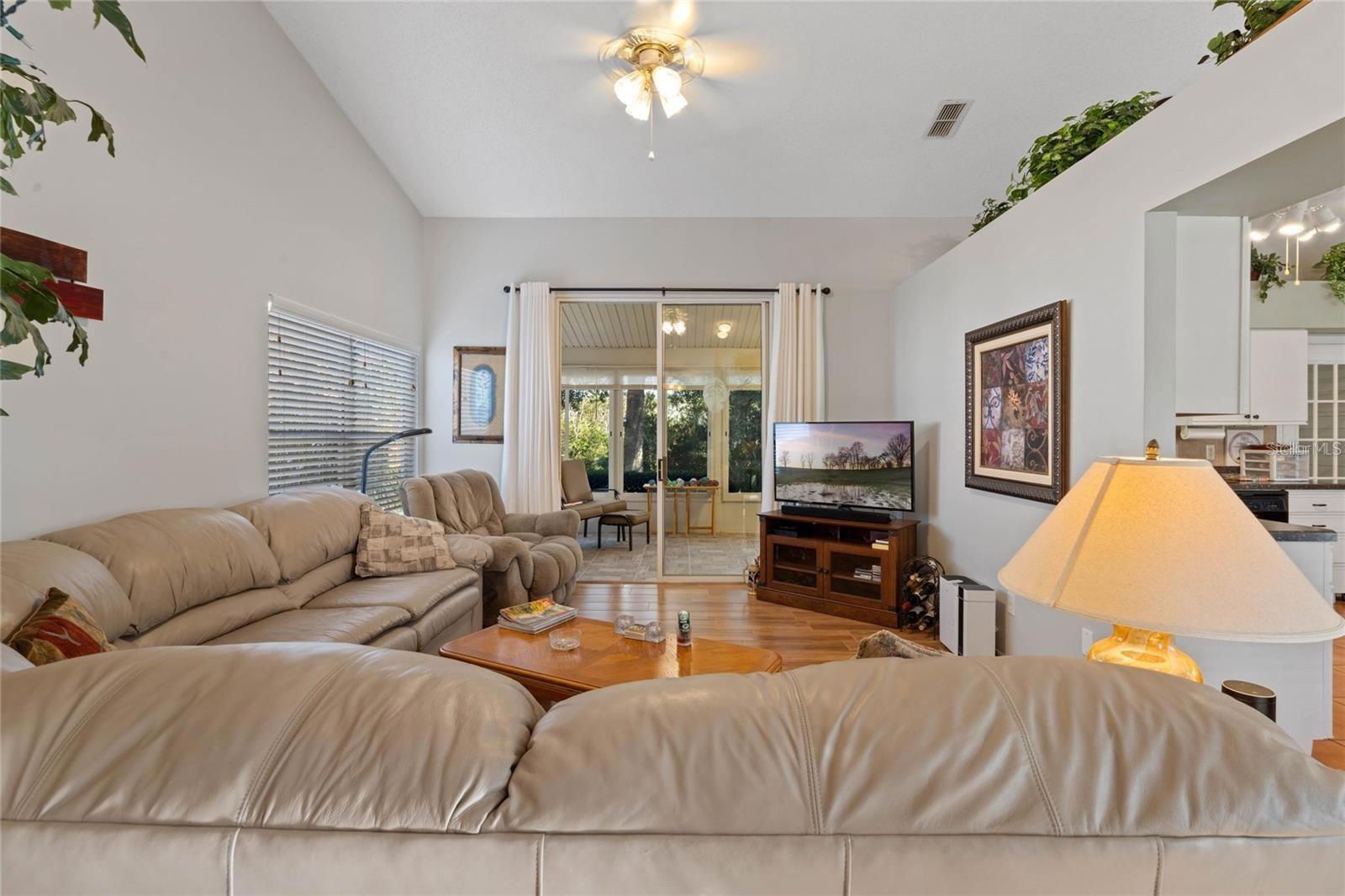 25300 Hibiscus, Leesburg, FL 34748