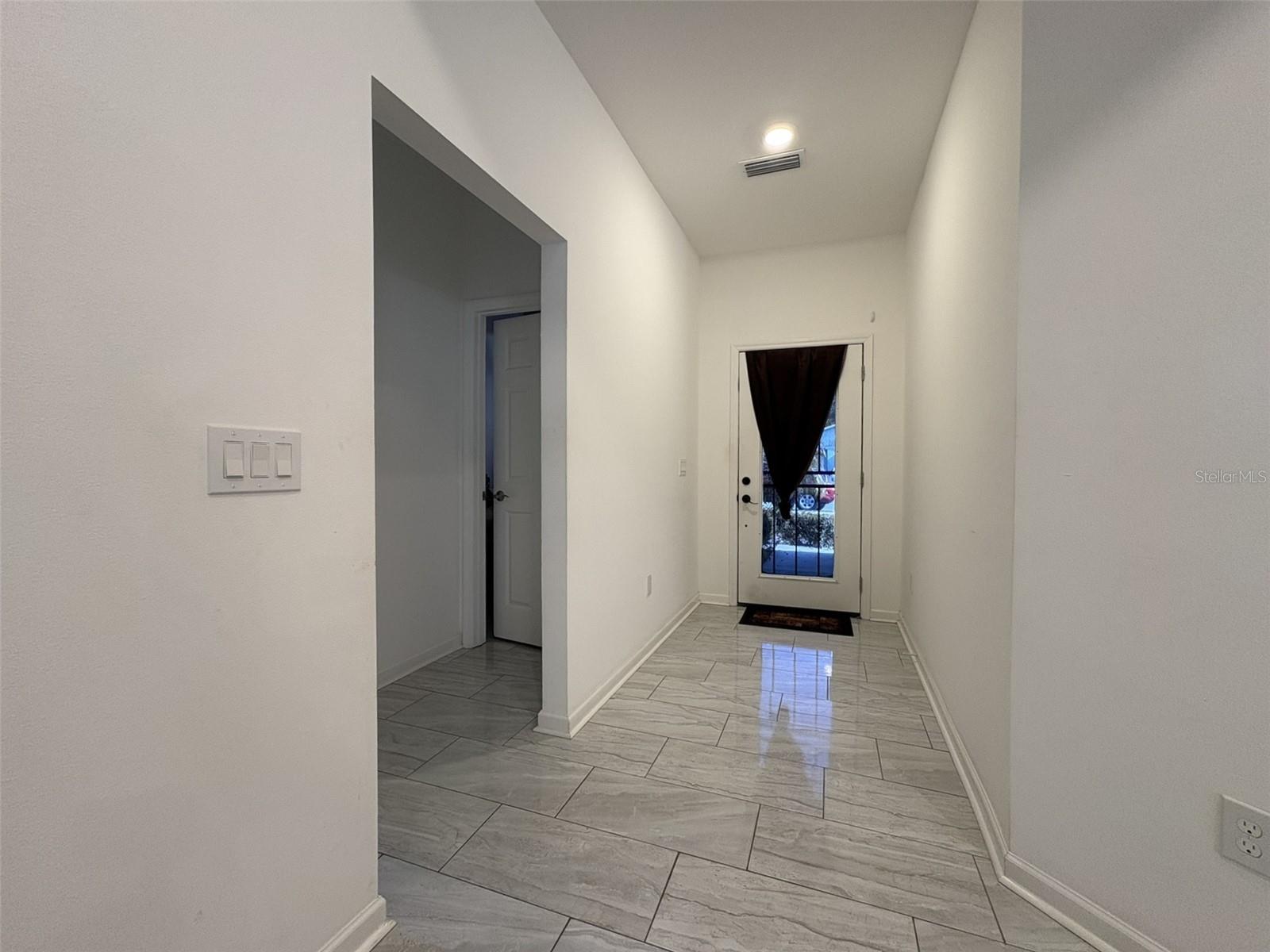 22 Deacon Jones, Orlando, FL 32810