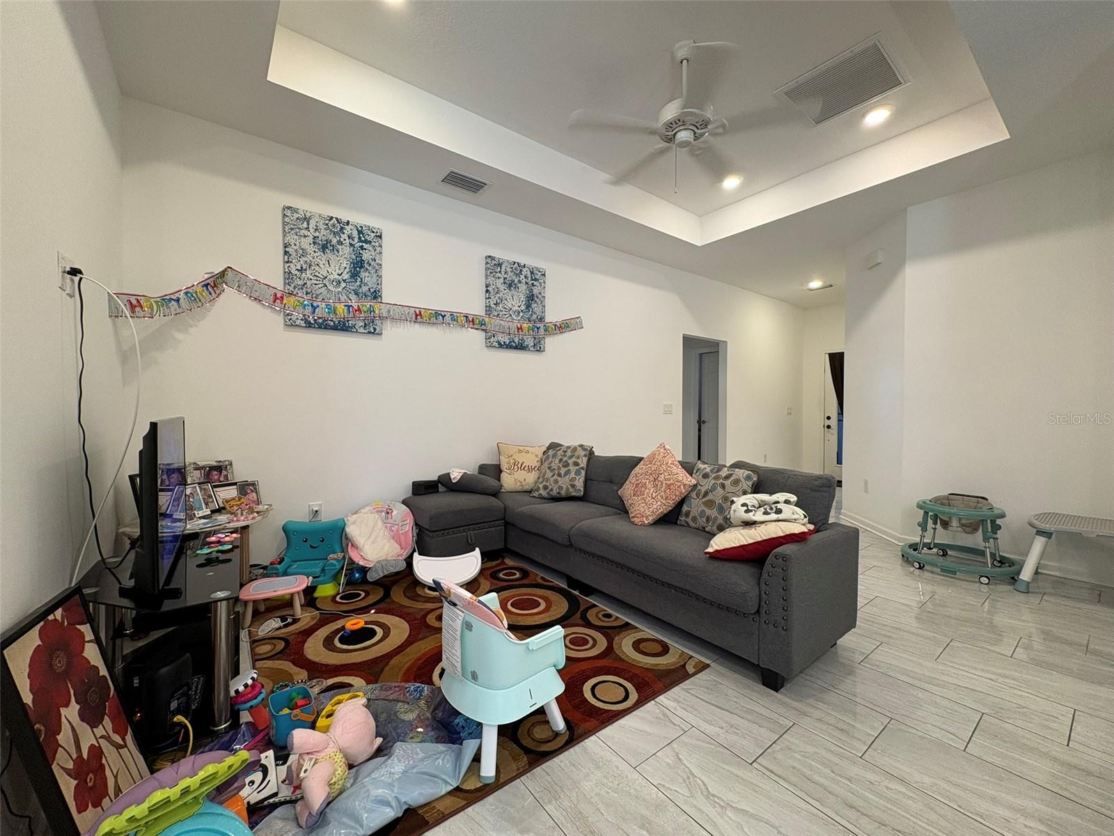 22 Deacon Jones, Orlando, FL 32810