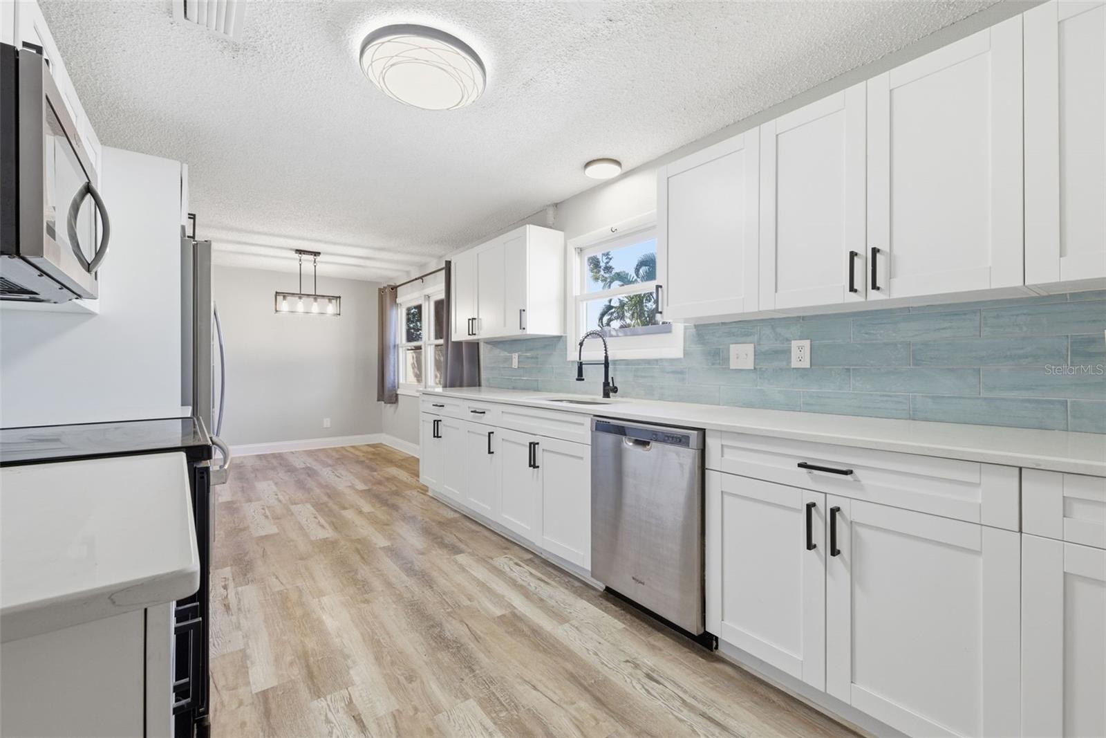 7198 121st, Seminole, FL 33772