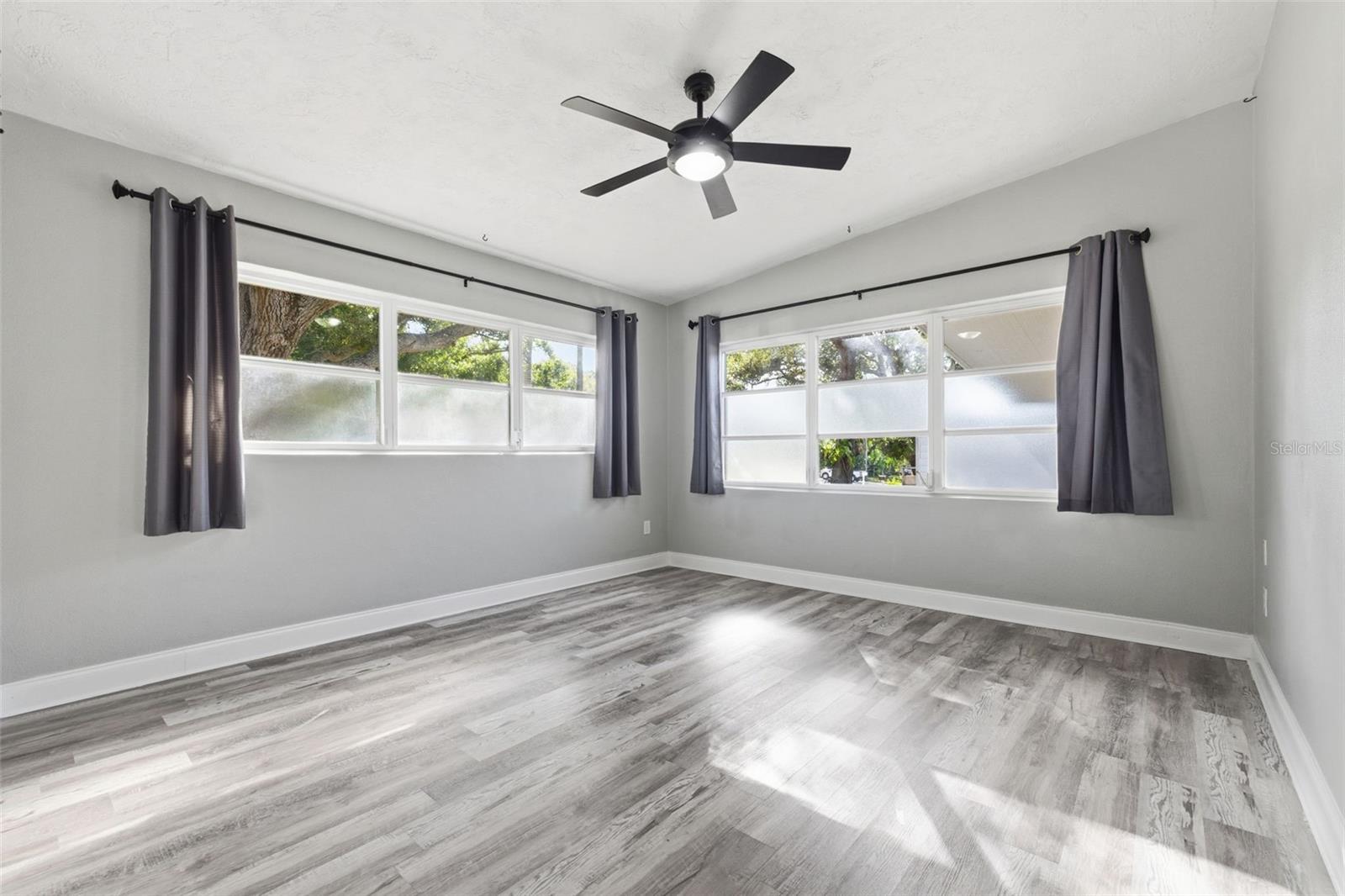 7198 121st, Seminole, FL 33772