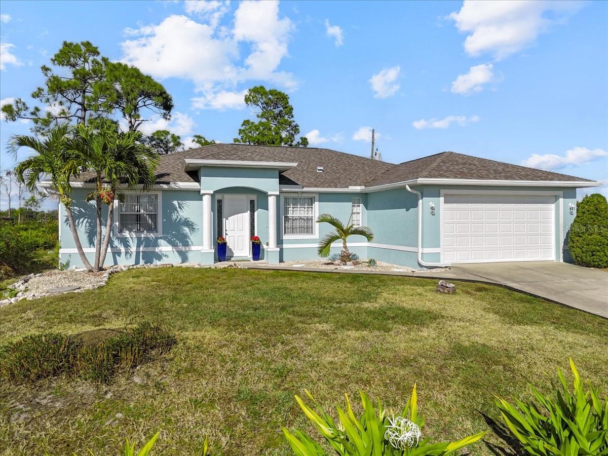 8 and 10 Abaft, Placida, FL 33946