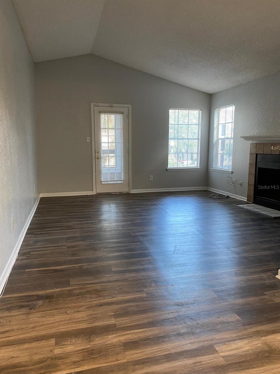 4400 Thornbriar Unit 205, Orlando, FL 32822
