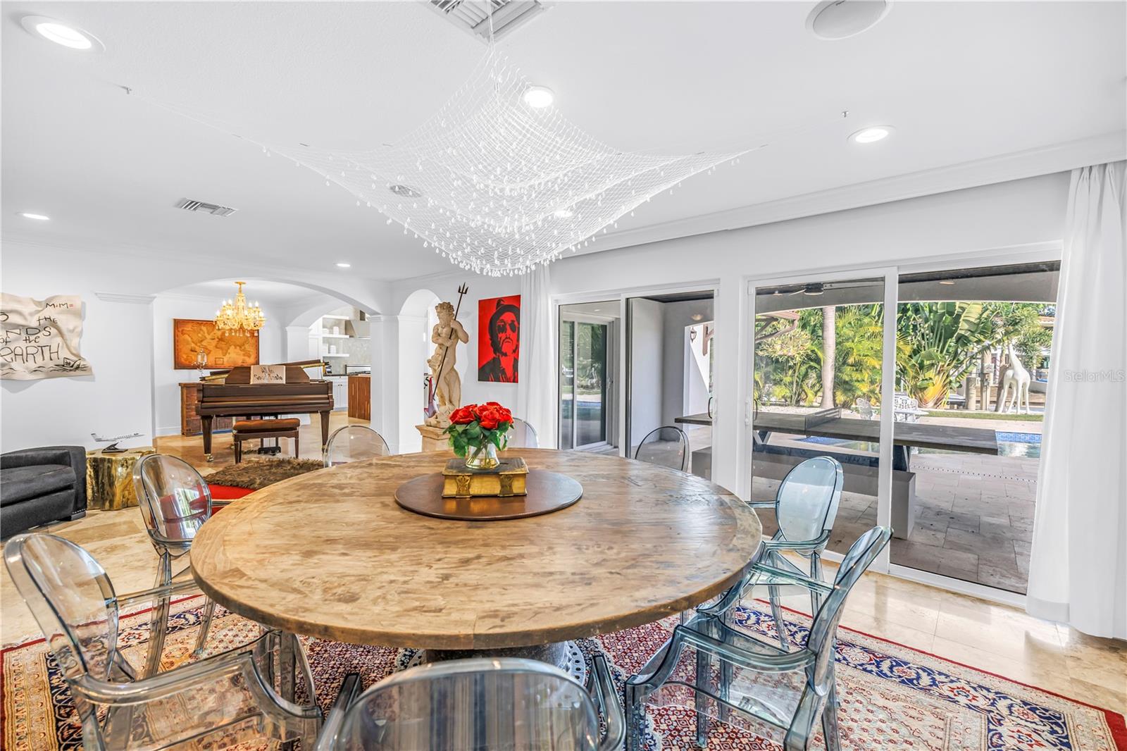 145 Bay Point, St Petersburg, FL 33704