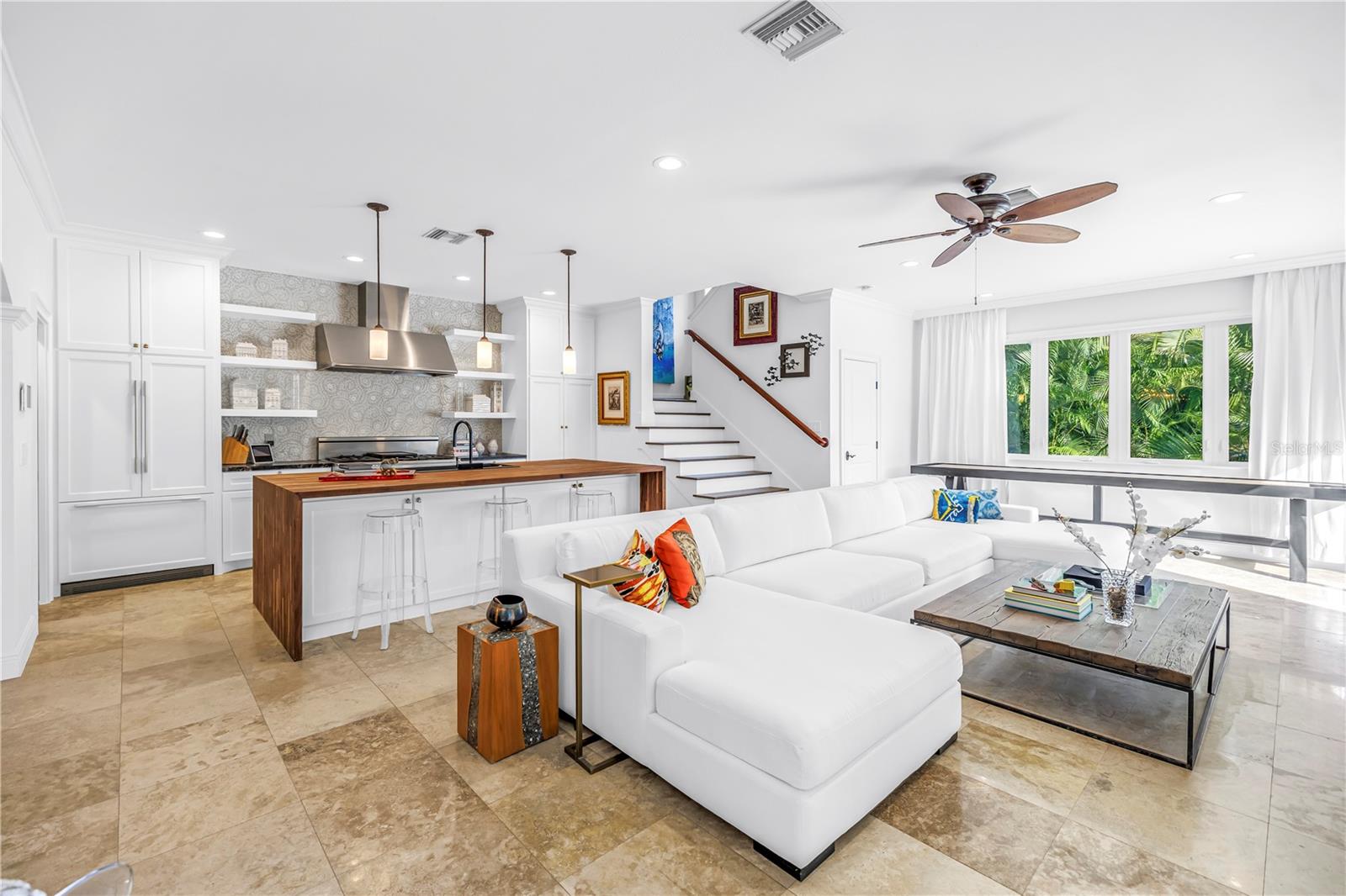 145 Bay Point, St Petersburg, FL 33704