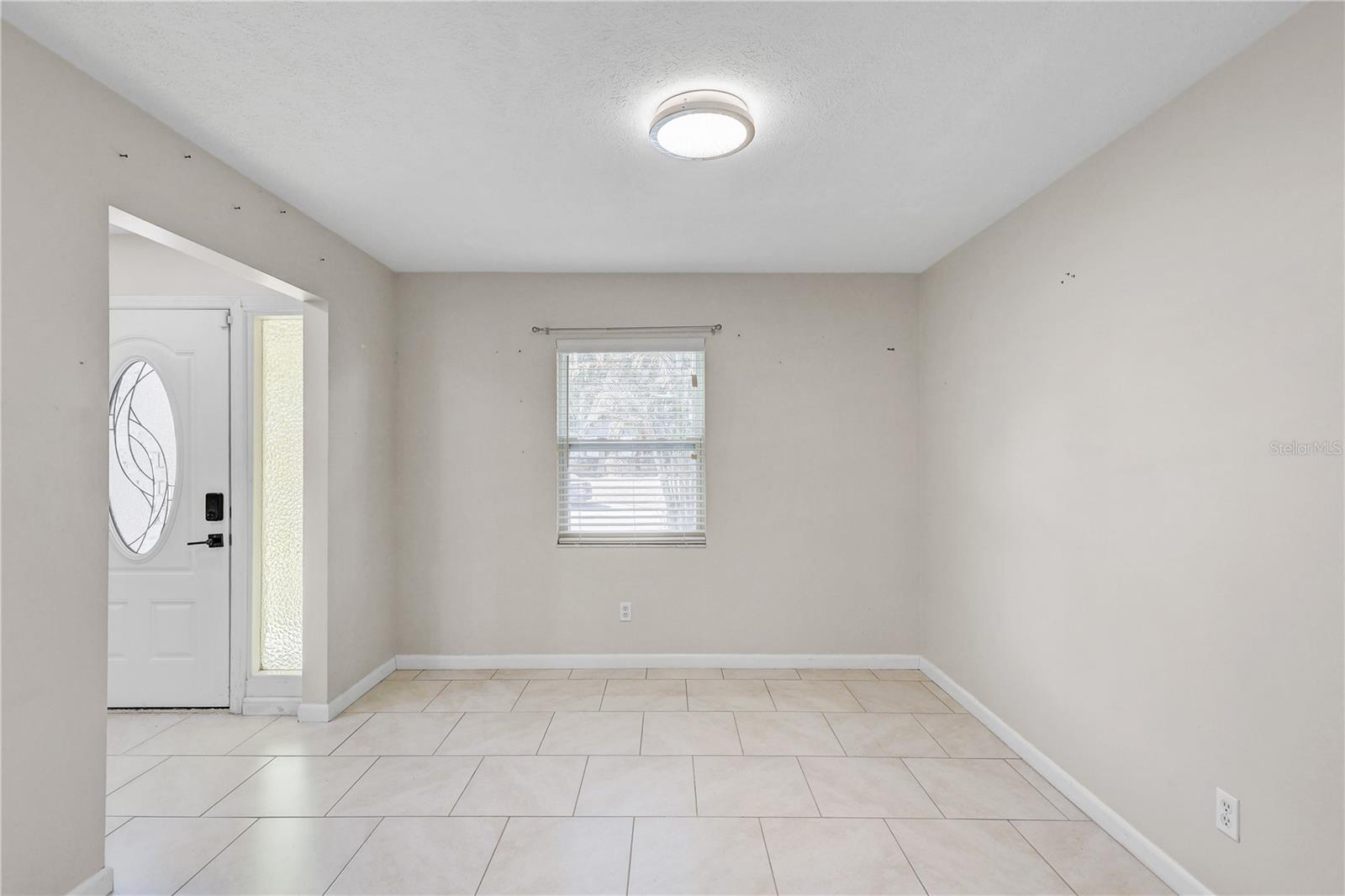 606 Dali, Brandon, FL 33511