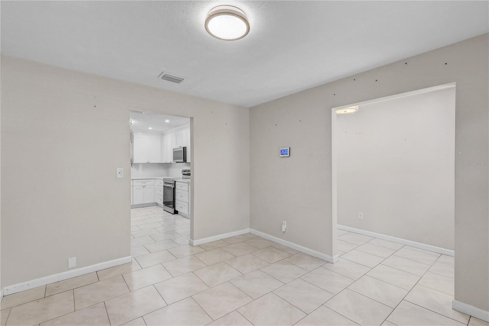 606 Dali, Brandon, FL 33511