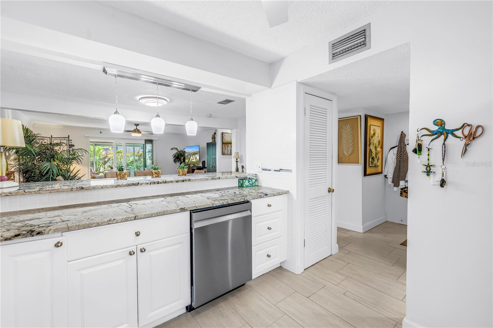 3465 41st Unit 205, St Petersburg, FL 33711