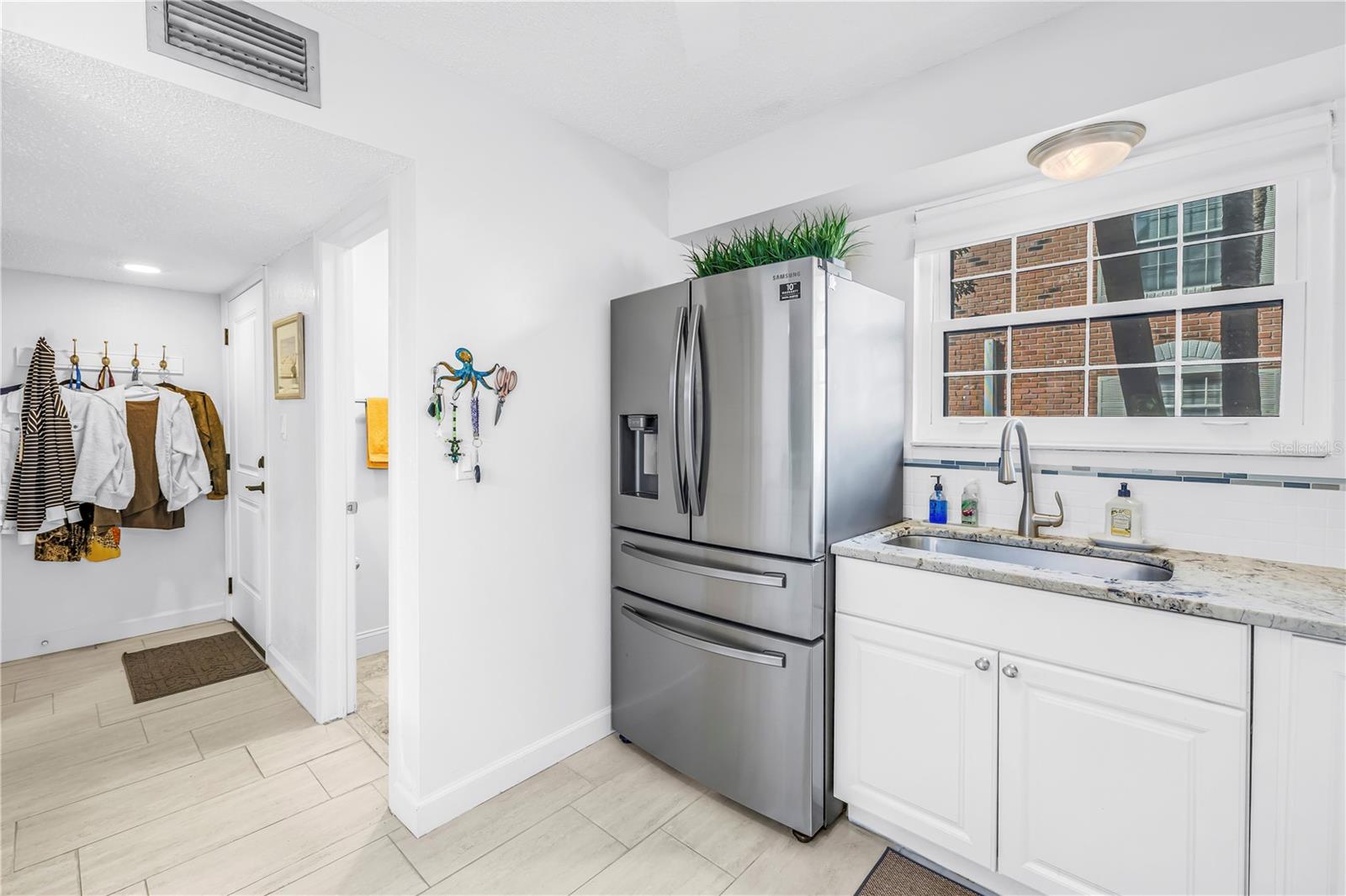 3465 41st Unit 205, St Petersburg, FL 33711
