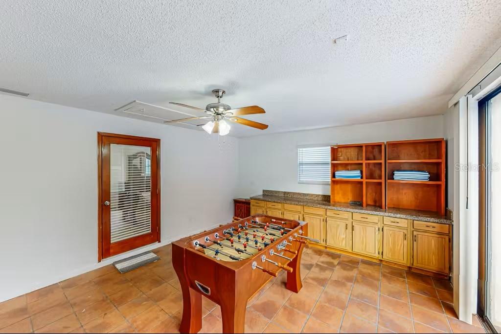 6223 Travis, Tampa, FL 33610
