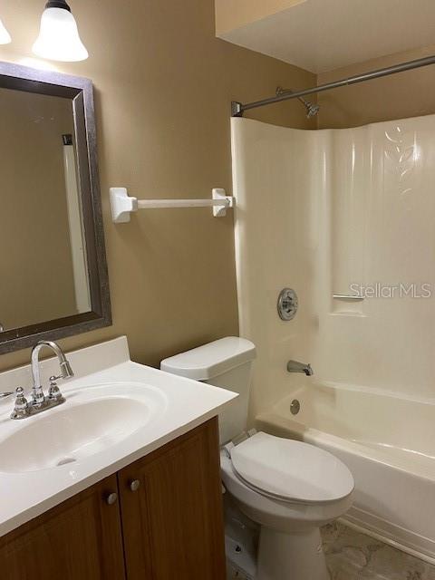 92 Windtree Unit 201, Winter Garden, FL 34787