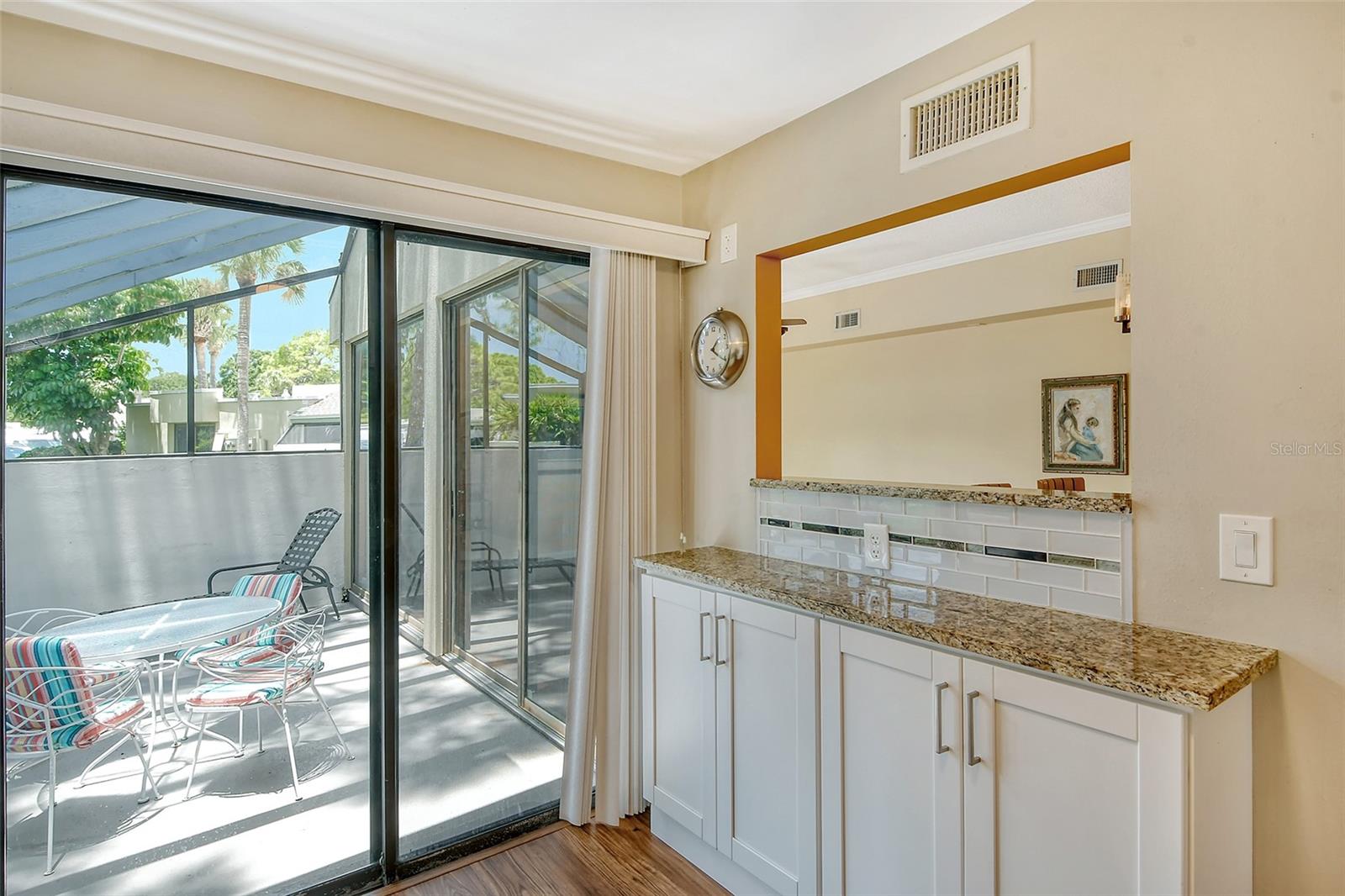 2517 Glebe Farm Close Unit H-2, Sarasota, FL 34235