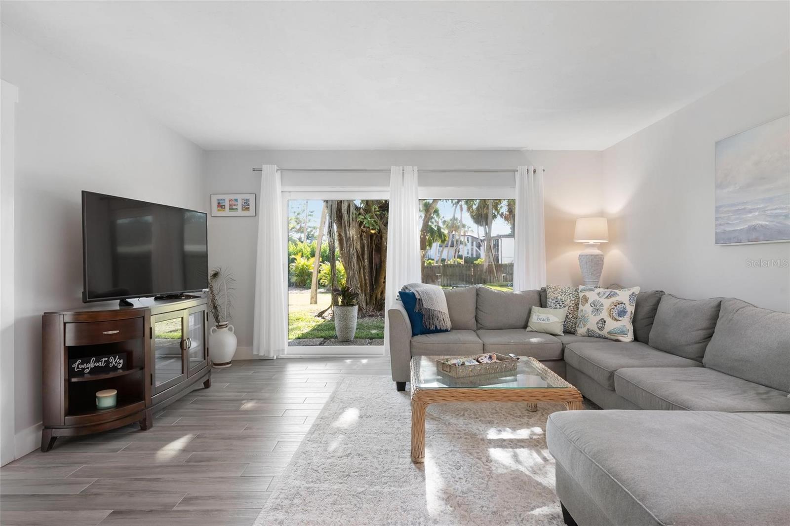 5260 Gulf of Mexico Unit 403, Longboat Key, FL 34228