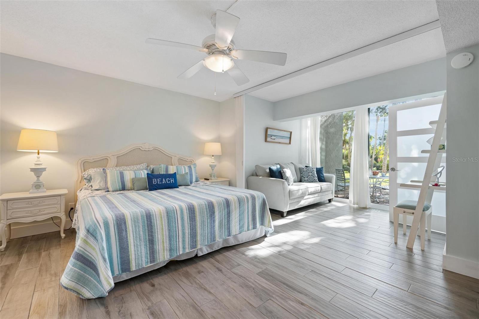5260 Gulf of Mexico Unit 403, Longboat Key, FL 34228