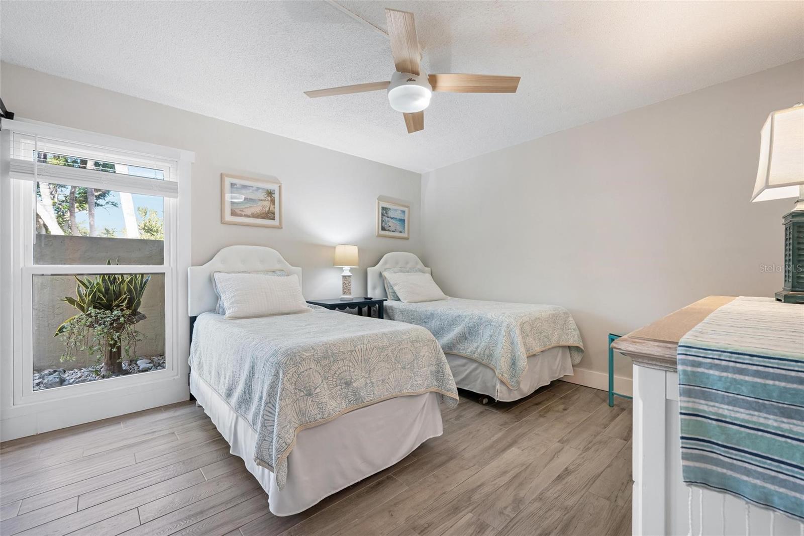 5260 Gulf of Mexico Unit 403, Longboat Key, FL 34228