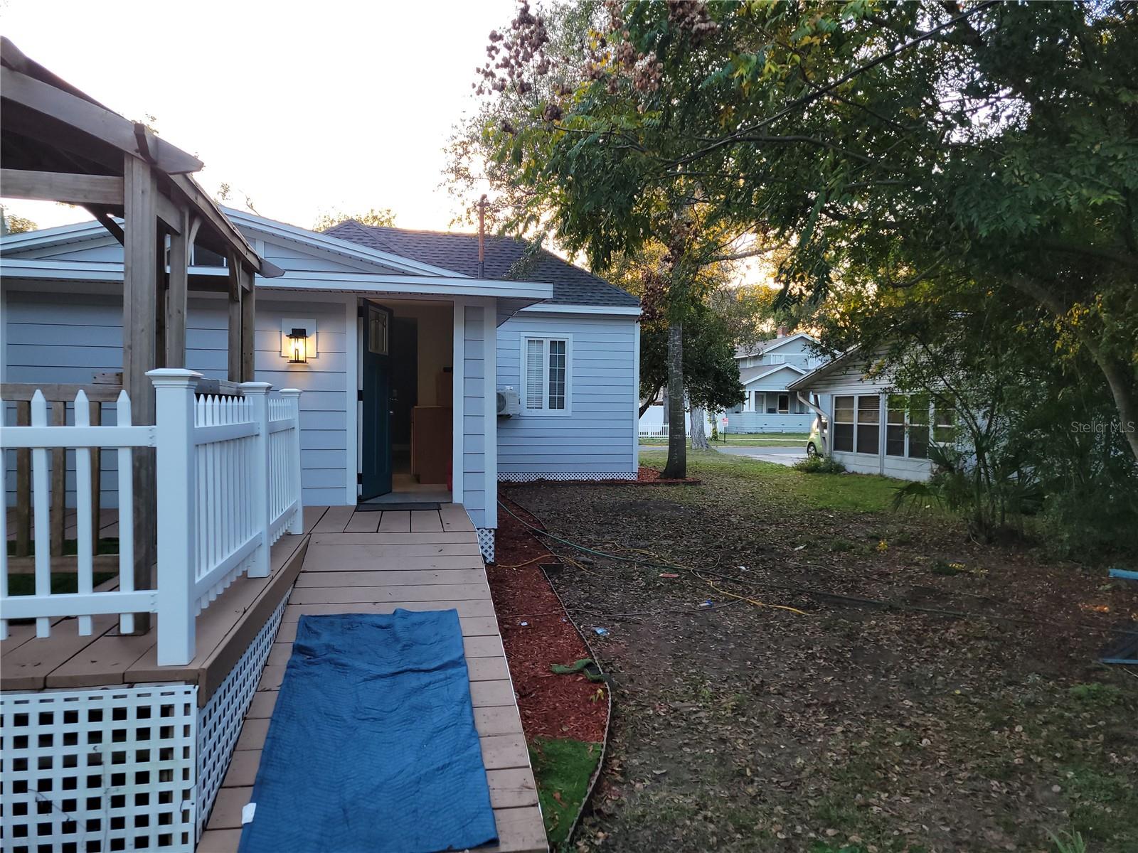 5548 11th, Zephyrhills, FL 33542