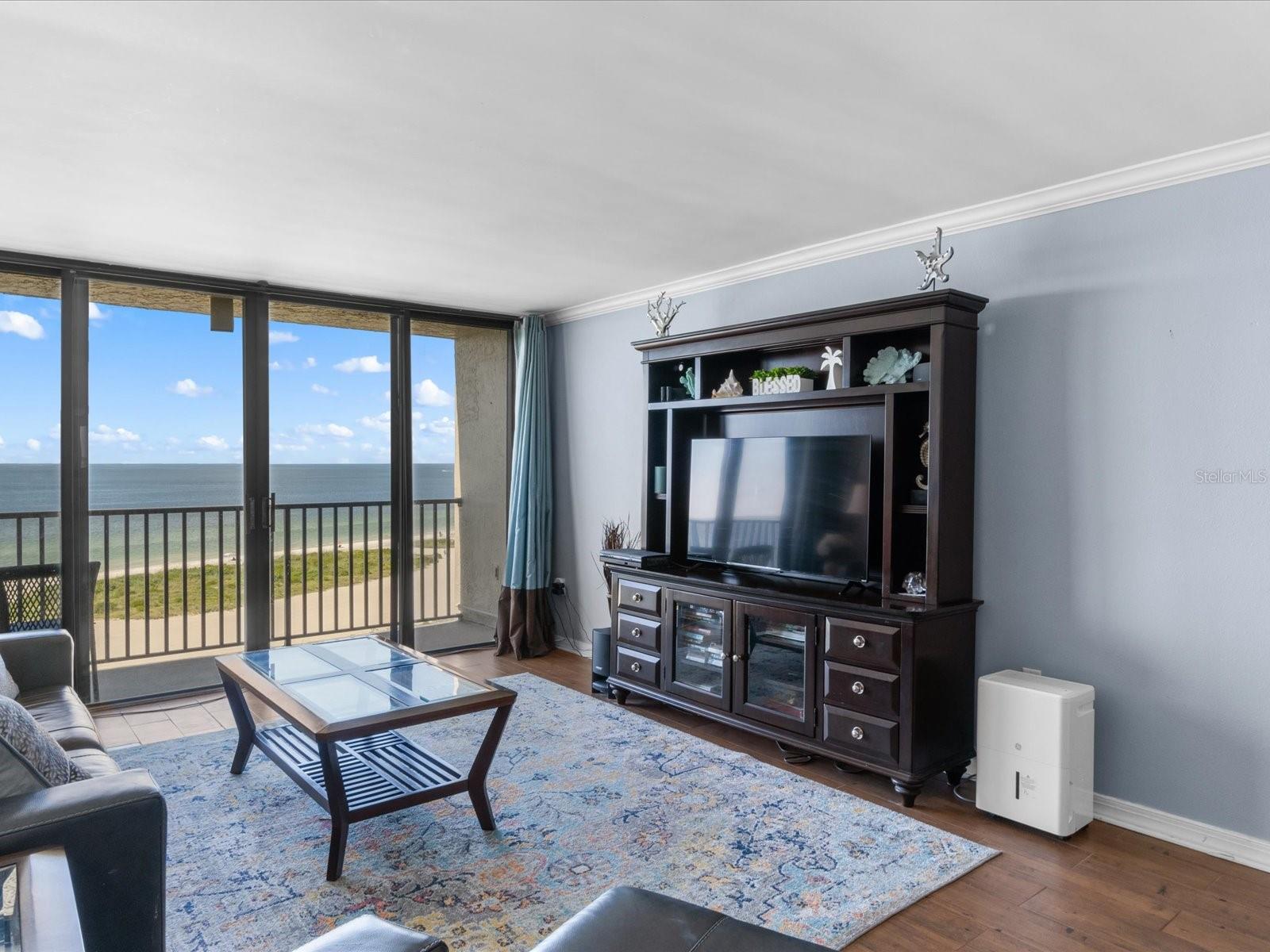 1290 Gulf Unit 903, Clearwater Beach, FL 33767