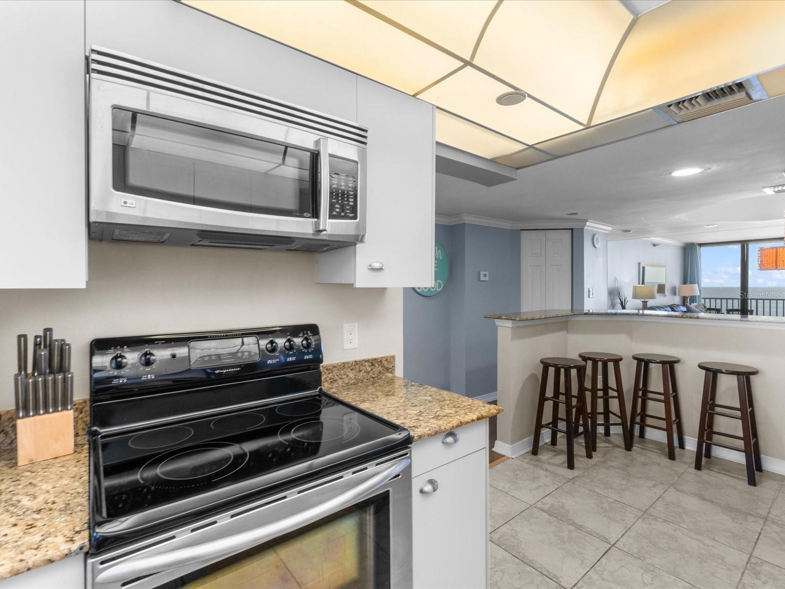 1290 Gulf Unit 903, Clearwater Beach, FL 33767