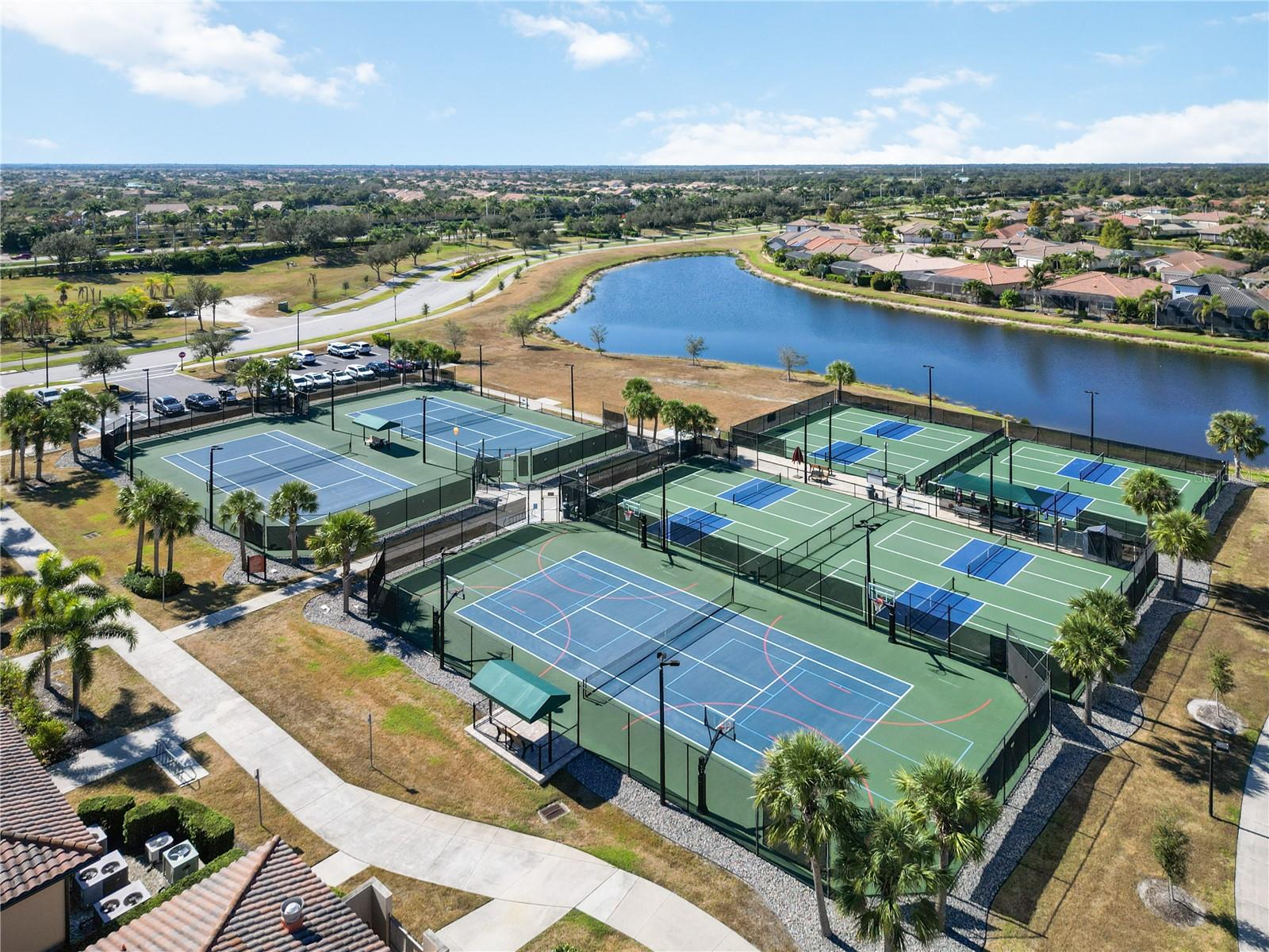 20700 Granlago Dr, Venice, FL 34293