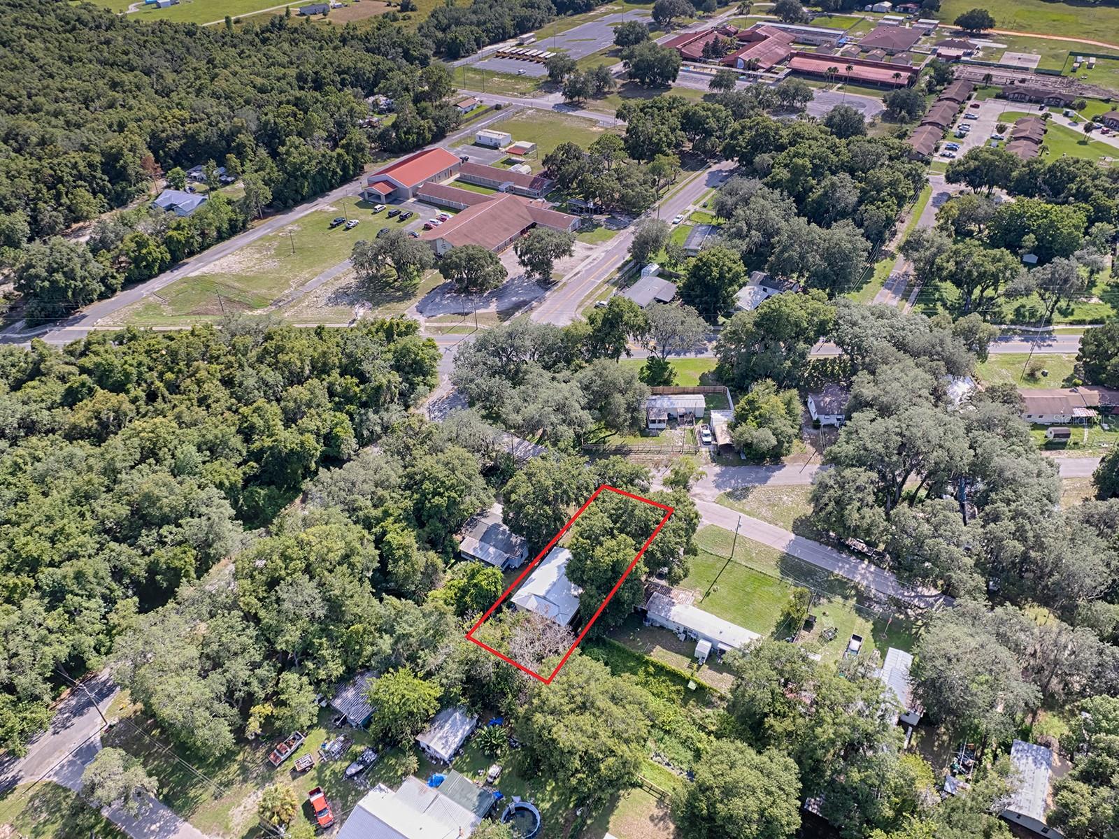 853 Cr 484, Lake Panasoffkee, FL 33538