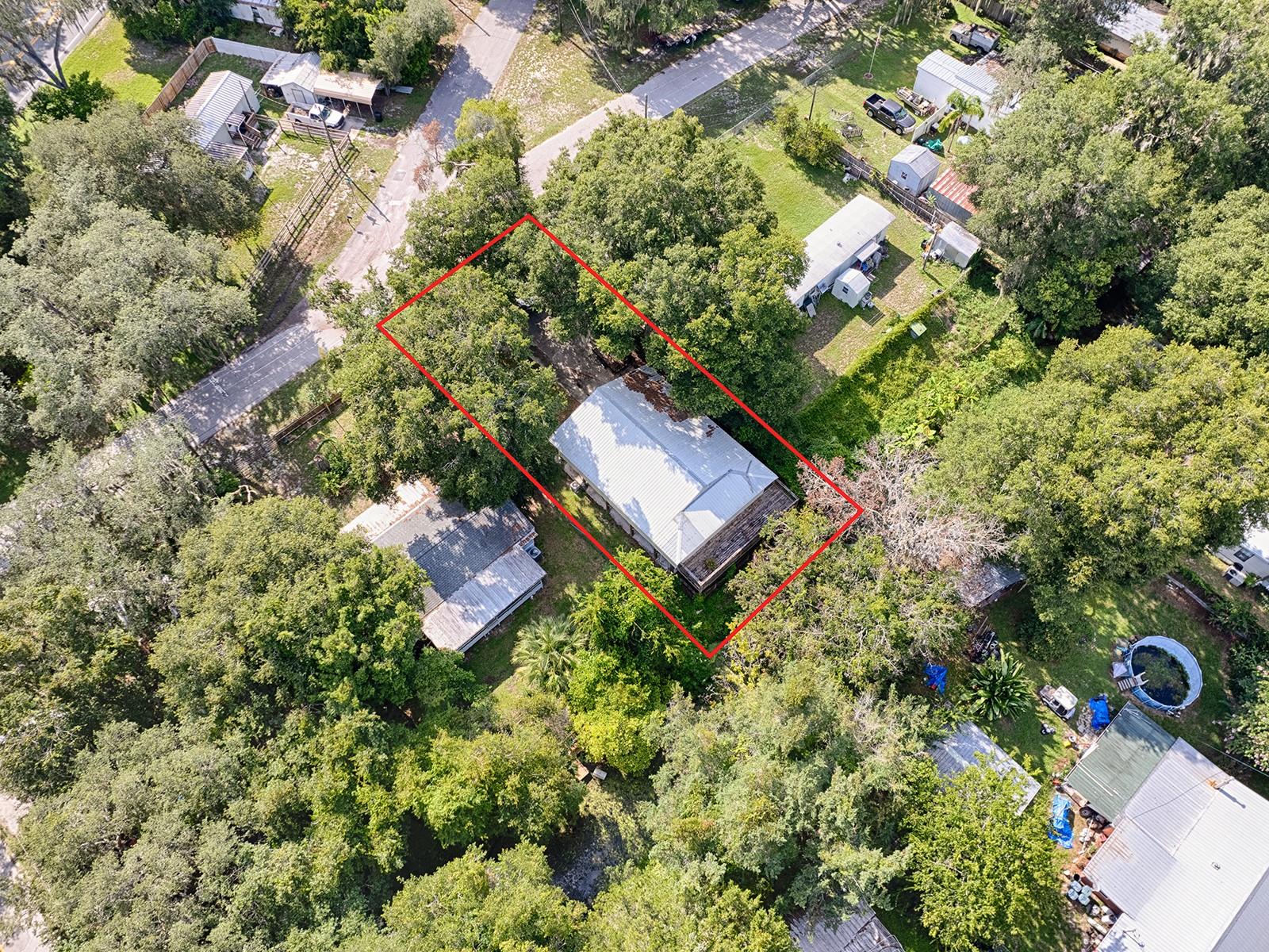 853 Cr 484, Lake Panasoffkee, FL 33538