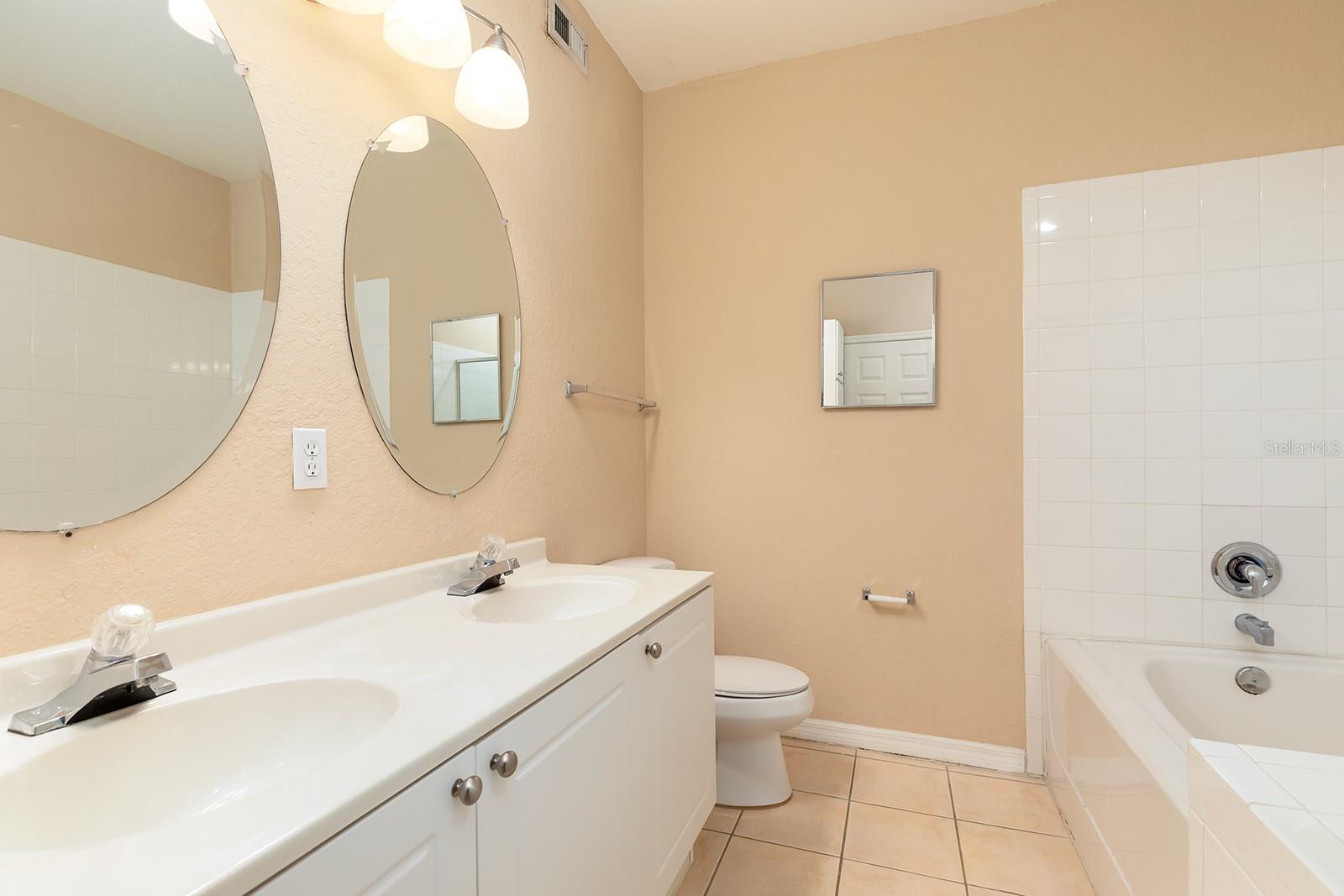 2536 Lancien Unit 5, Orlando, FL 32826