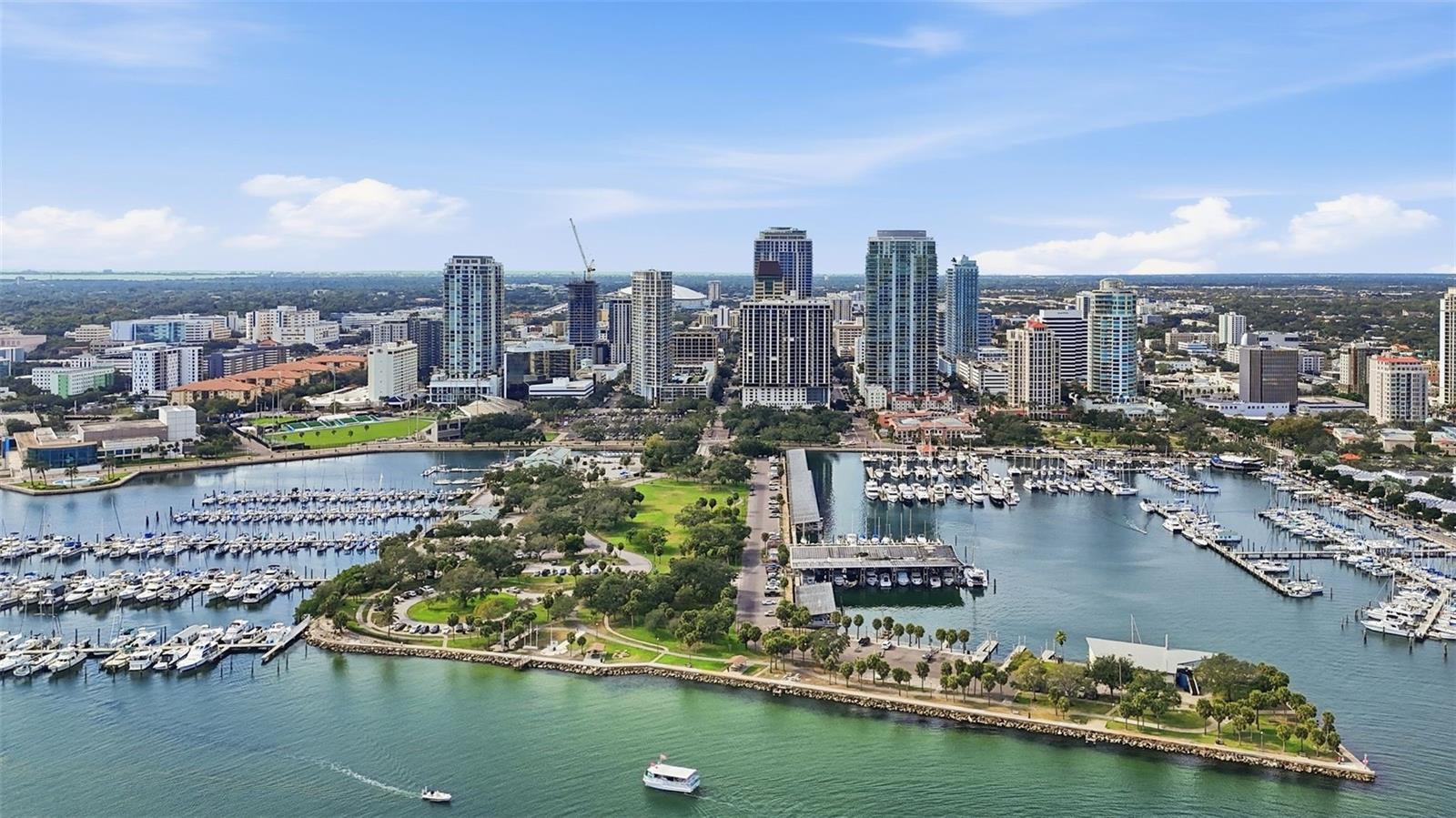 1 Beach Unit 1610, St Petersburg, FL 33701