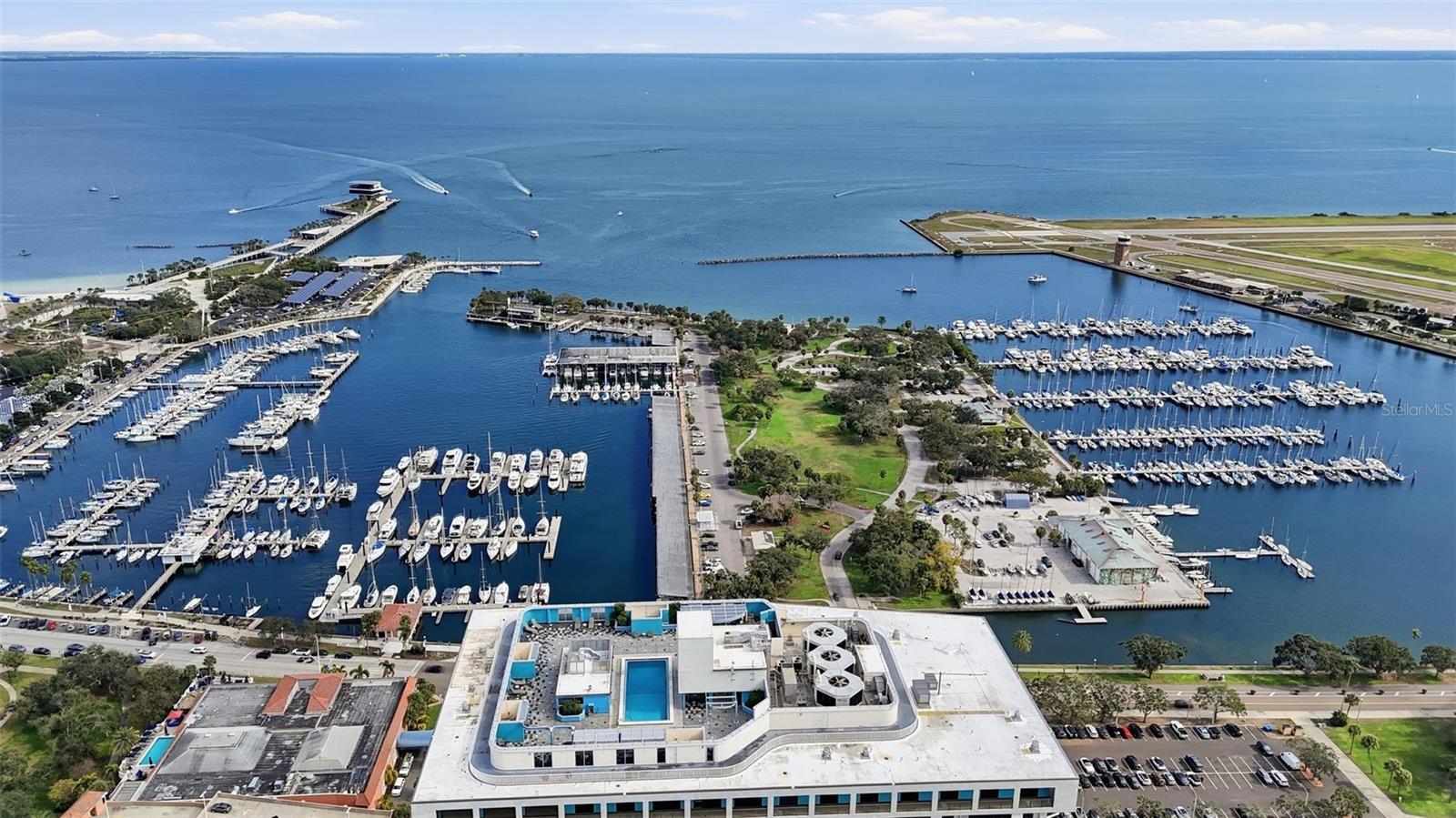 1 Beach Unit 1610, St Petersburg, FL 33701