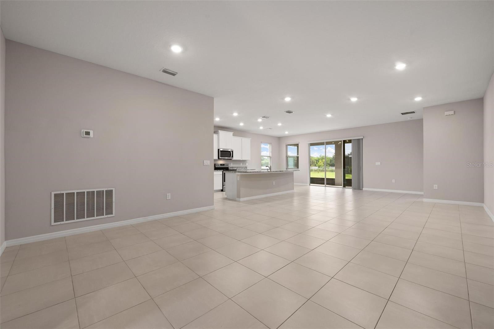 431 158th, Bradenton, FL 34212