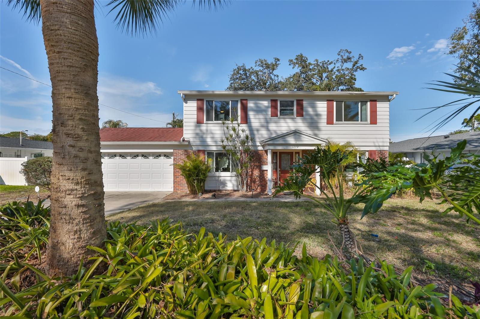 1279 86th, St Petersburg, FL 33702