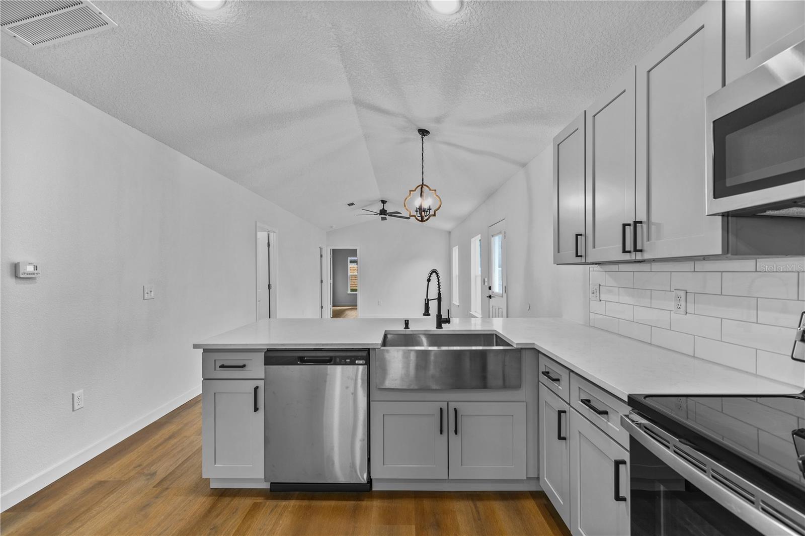 1012 Hazzard, Eustis, FL 32726