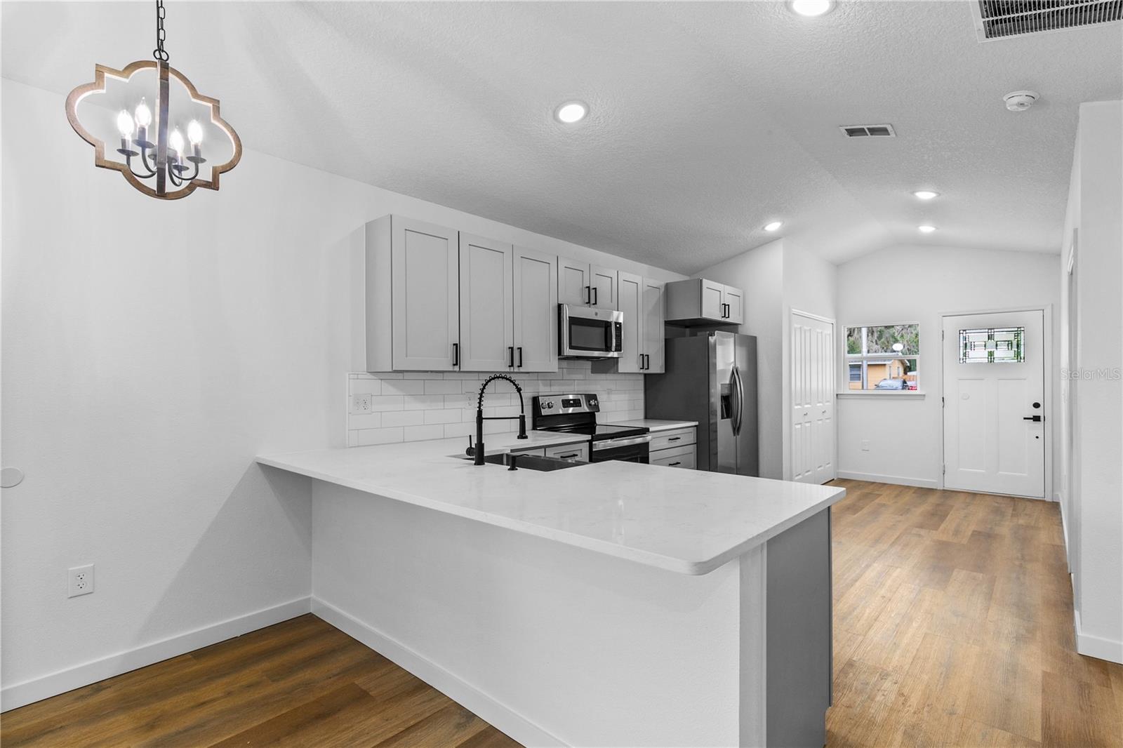 1012 Hazzard, Eustis, FL 32726