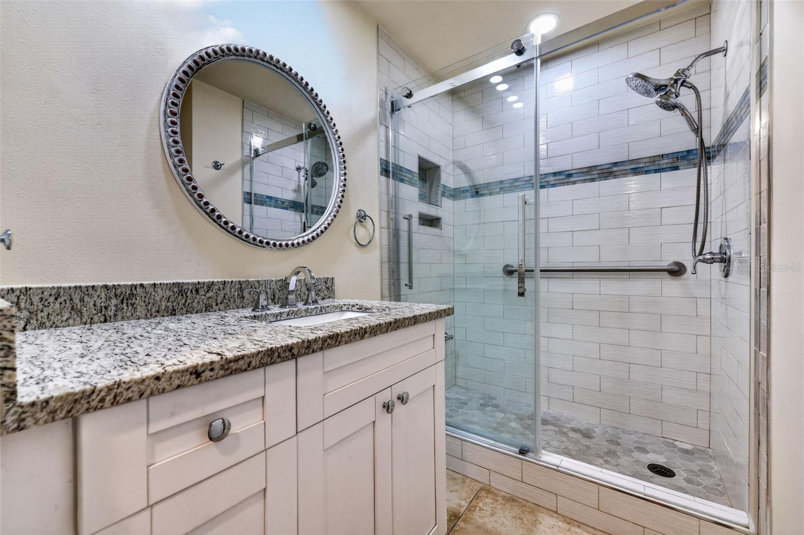 1100 Bay Unit 43, Largo, FL 33770