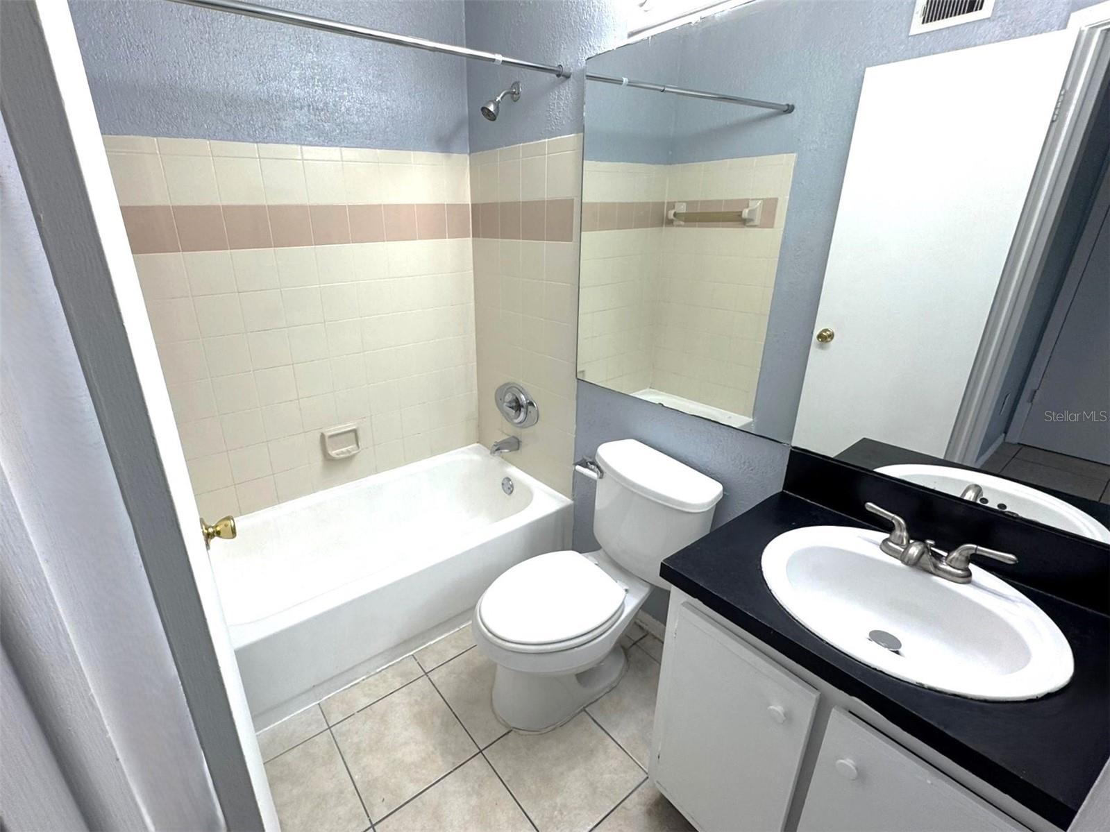 1924 Lake Atriums Unit 56, Orlando, FL 32839
